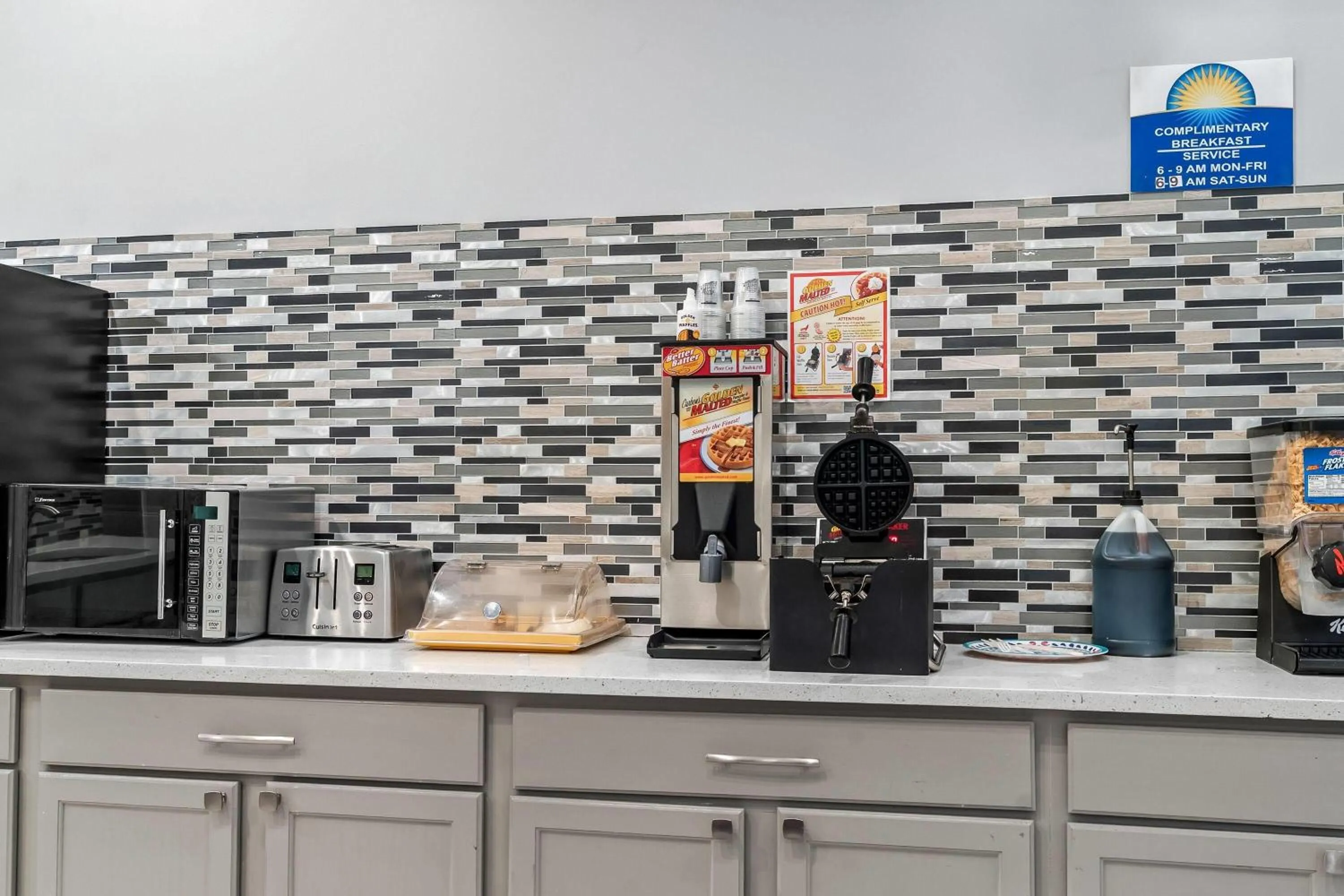 Restaurant/places to eat in Days Inn by Wyndham Simpsonville