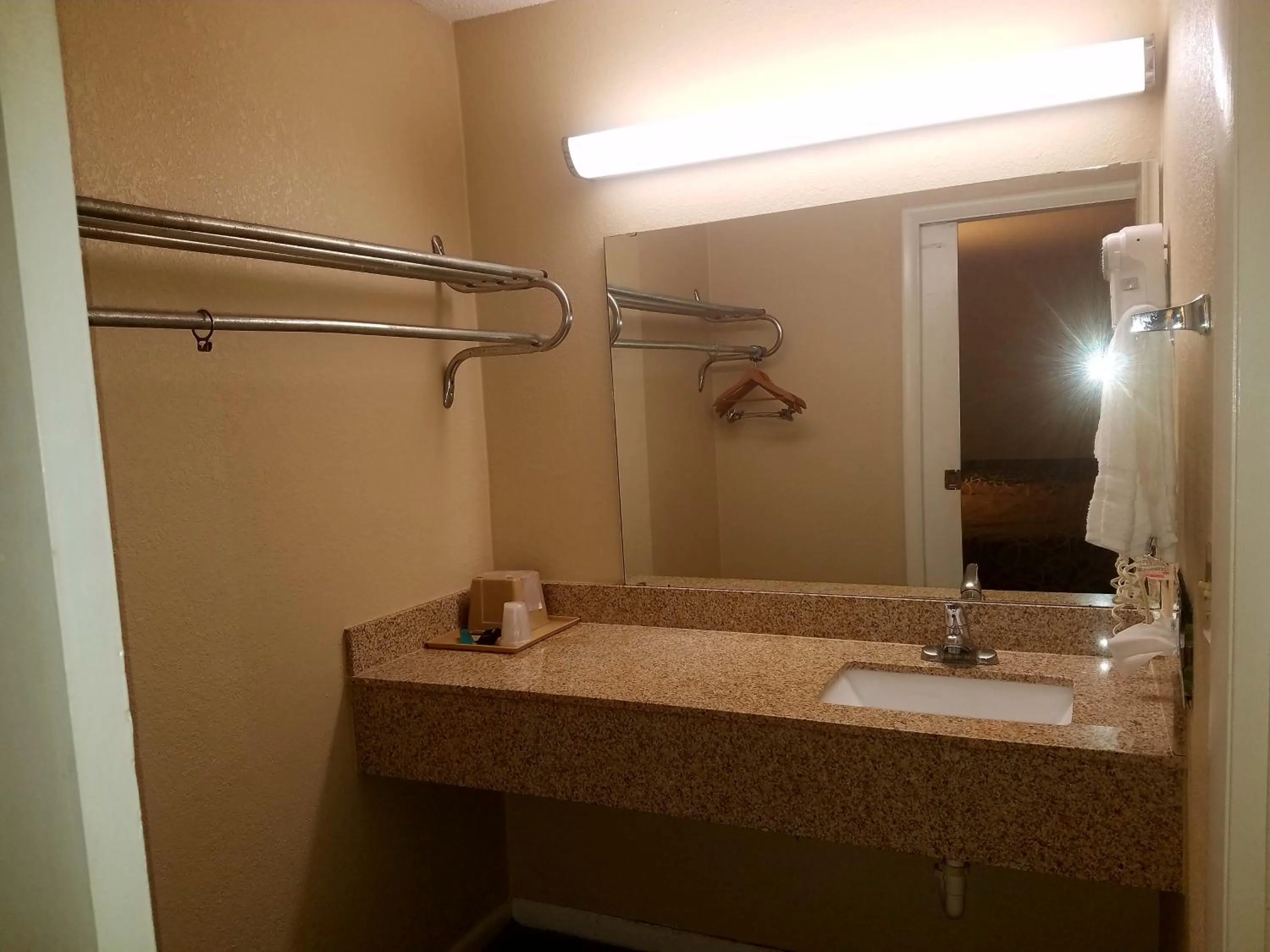 Americas Best Value Inn-Winnsboro