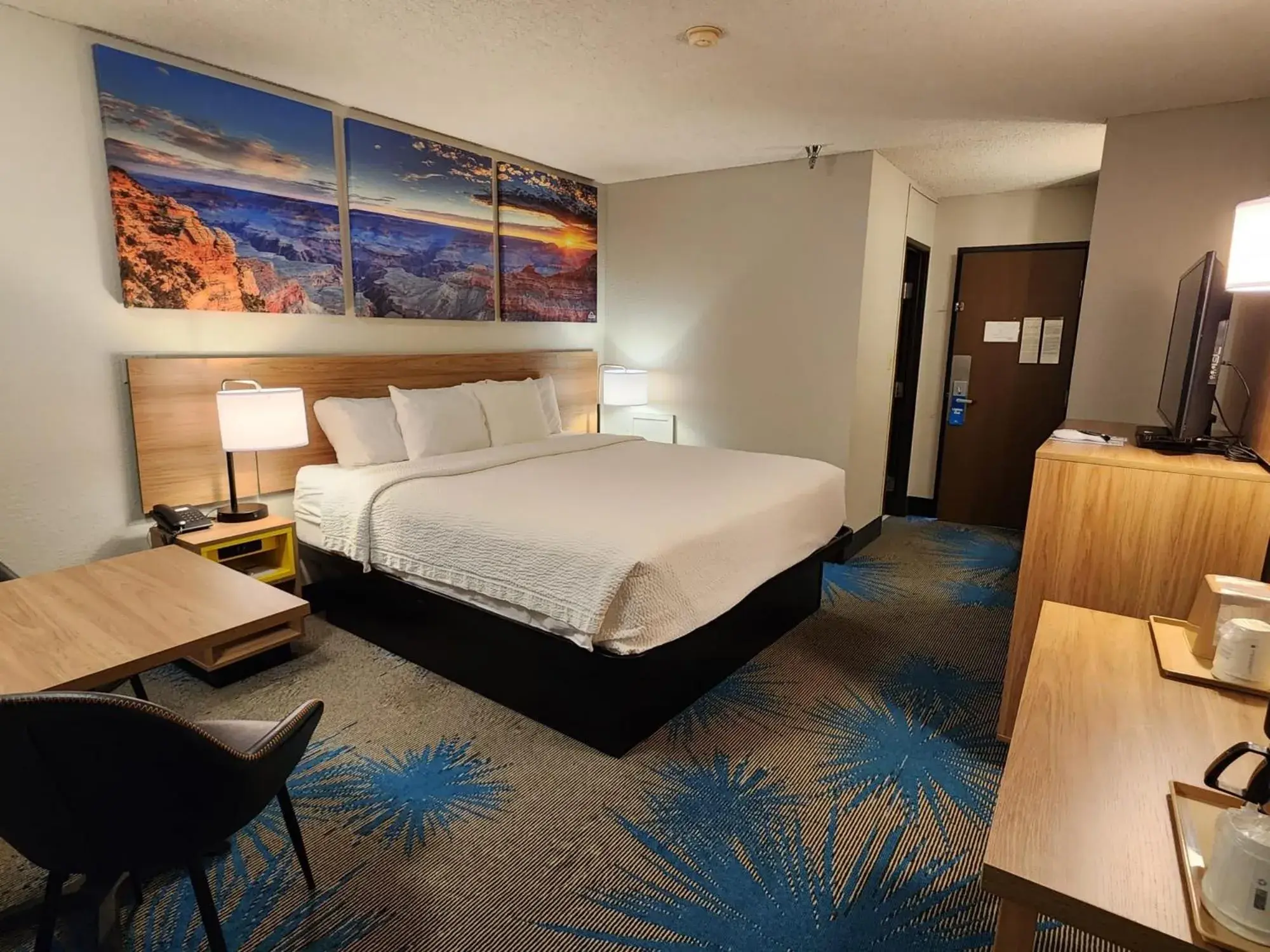 King Room - Non-Smoking in Days Inn by Wyndham Tucumcari King Room - Non-Smoking in Days Inn by Wyndham Tucumcari