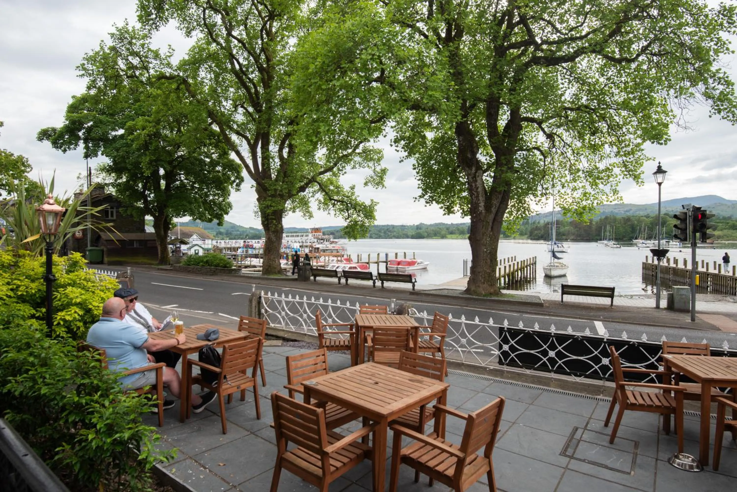 Restaurant/places to eat in The Waterhead Inn- The Inn Collection Group