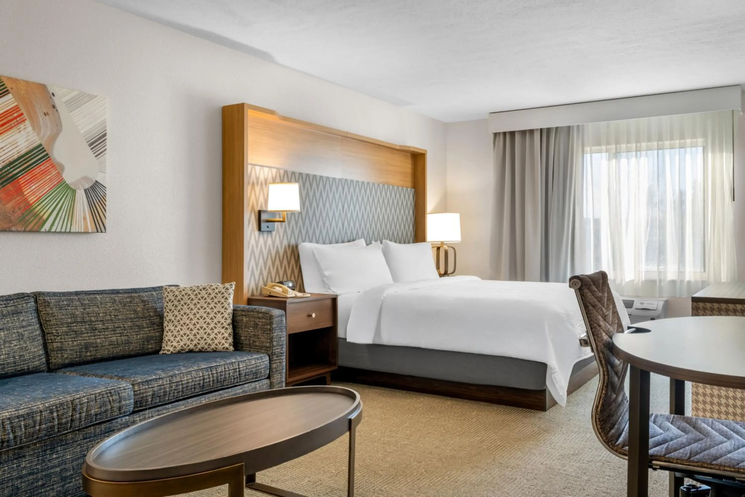 Photo of the whole room, Bed in Holiday Inn Rock Springs by IHG