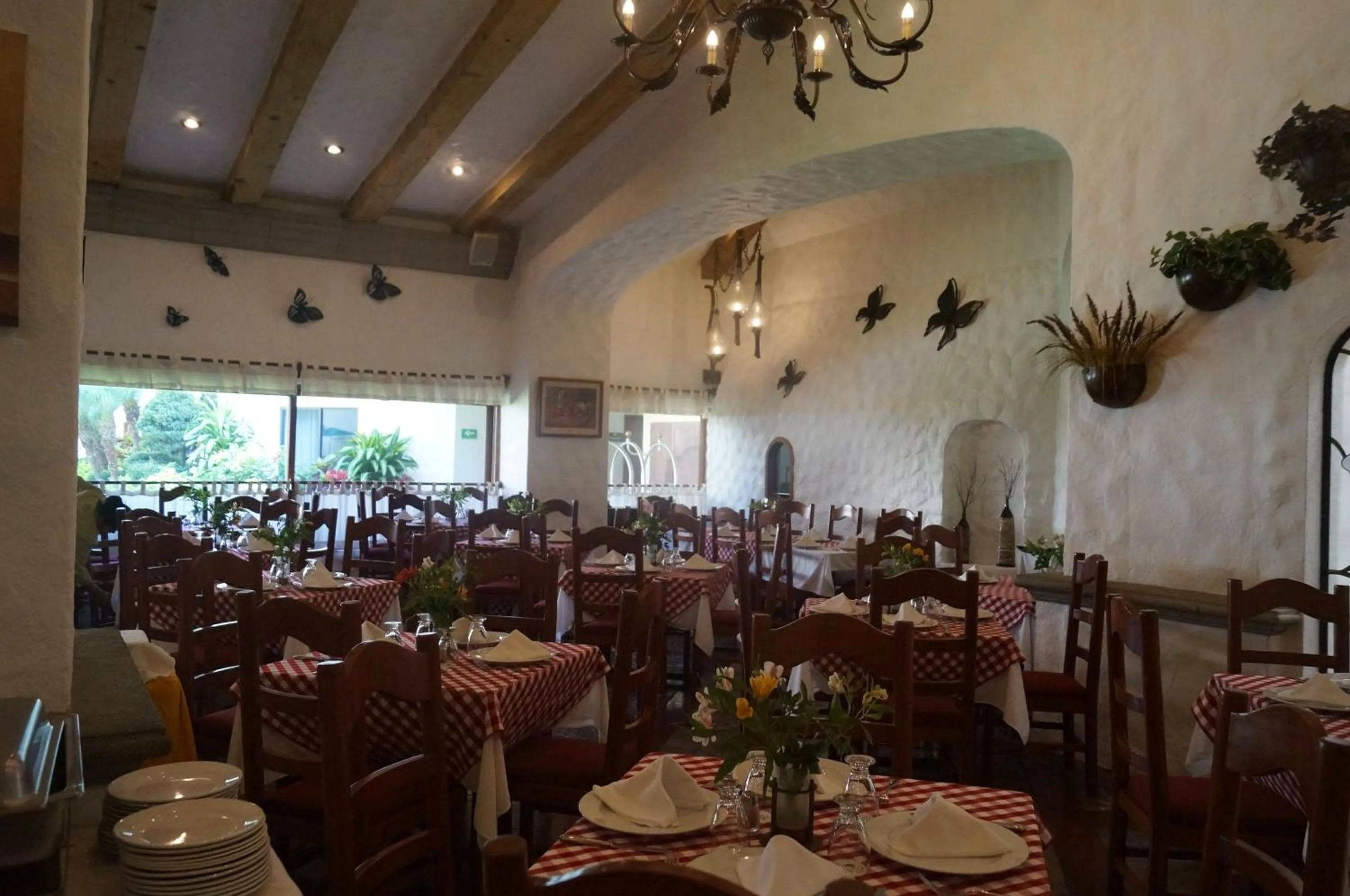 Restaurant/places to eat in Hotel Argento