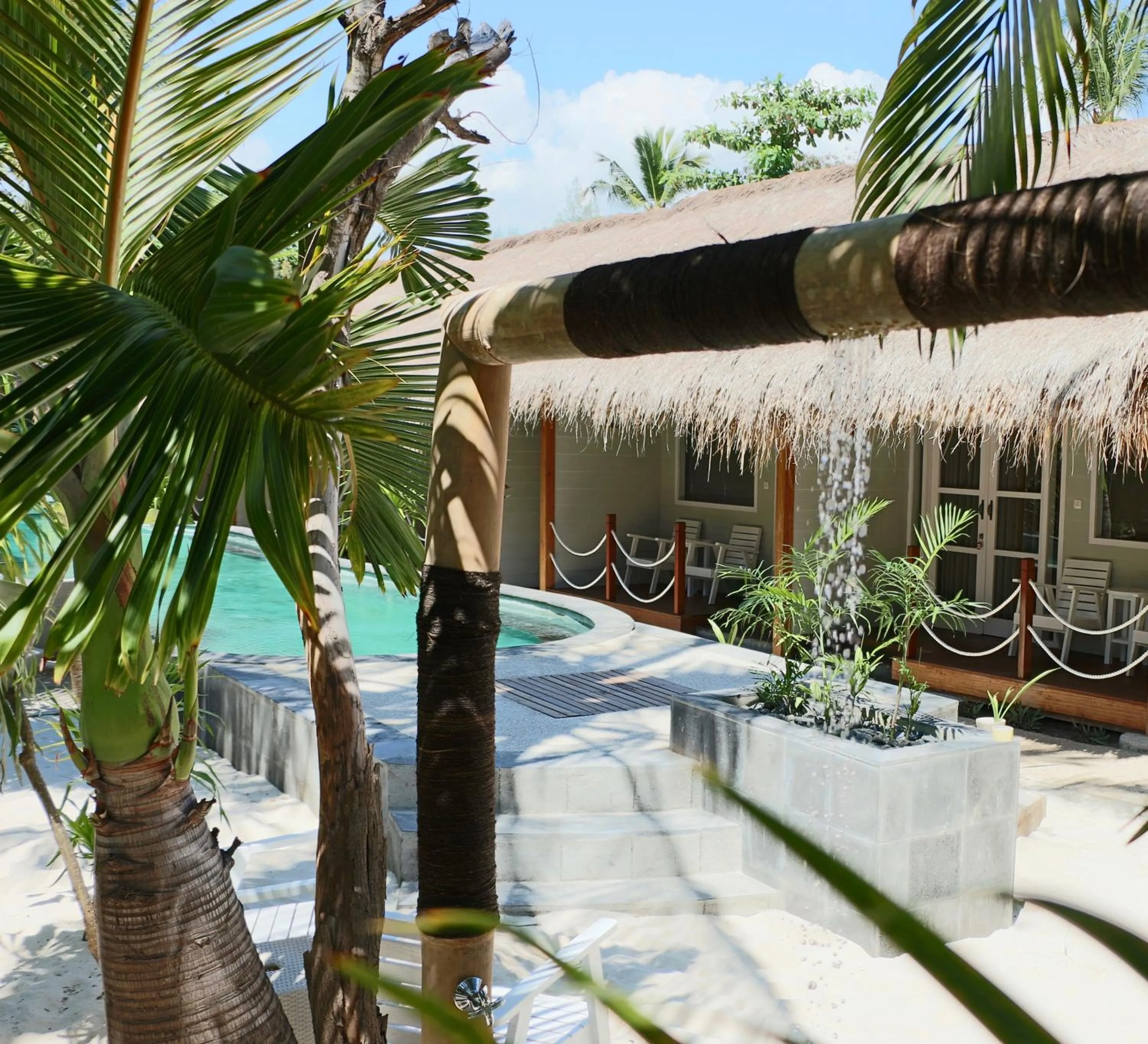 Swimming pool in Manta Dive Gili Trawangan Resort