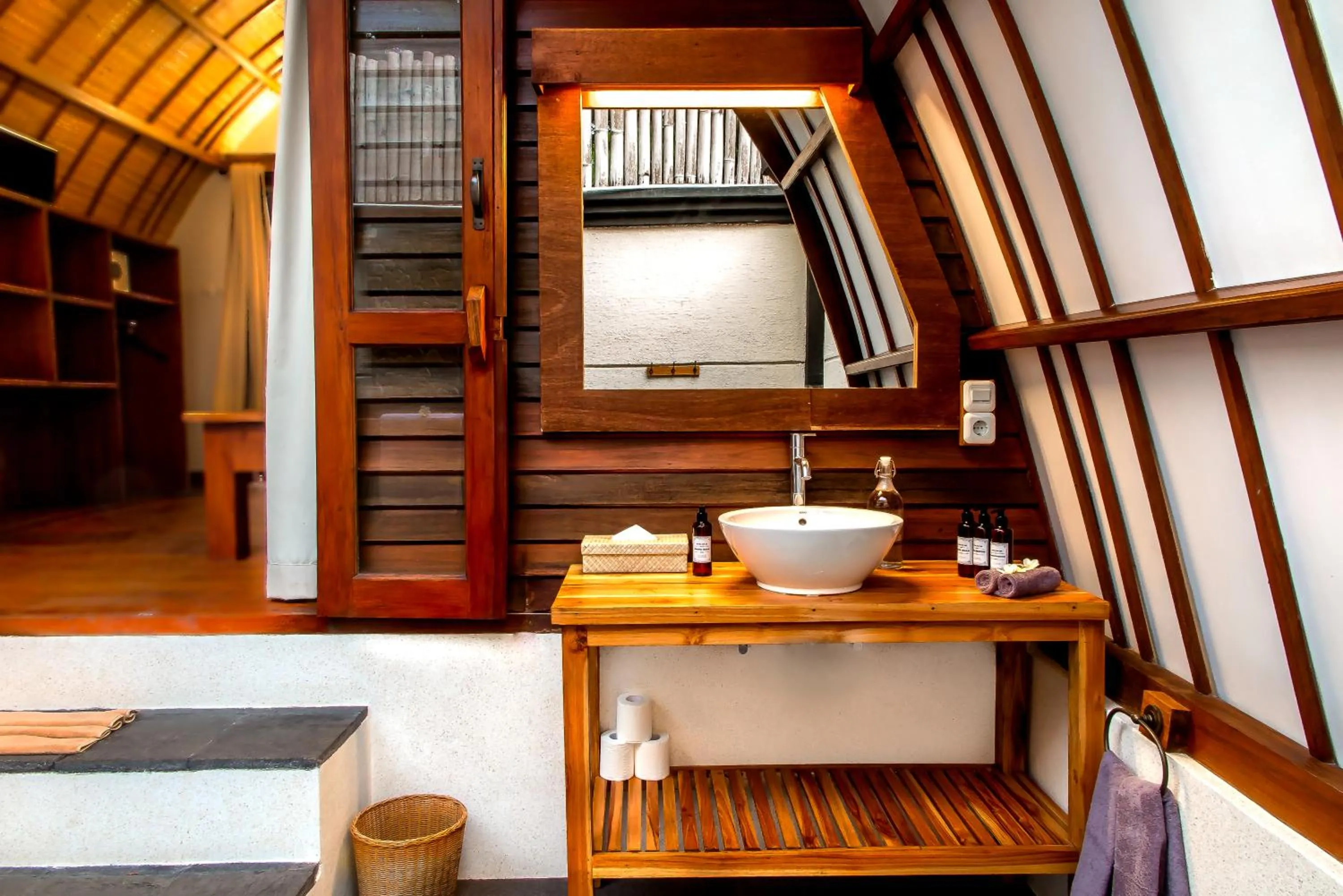 Bathroom in Manta Dive Gili Trawangan Resort