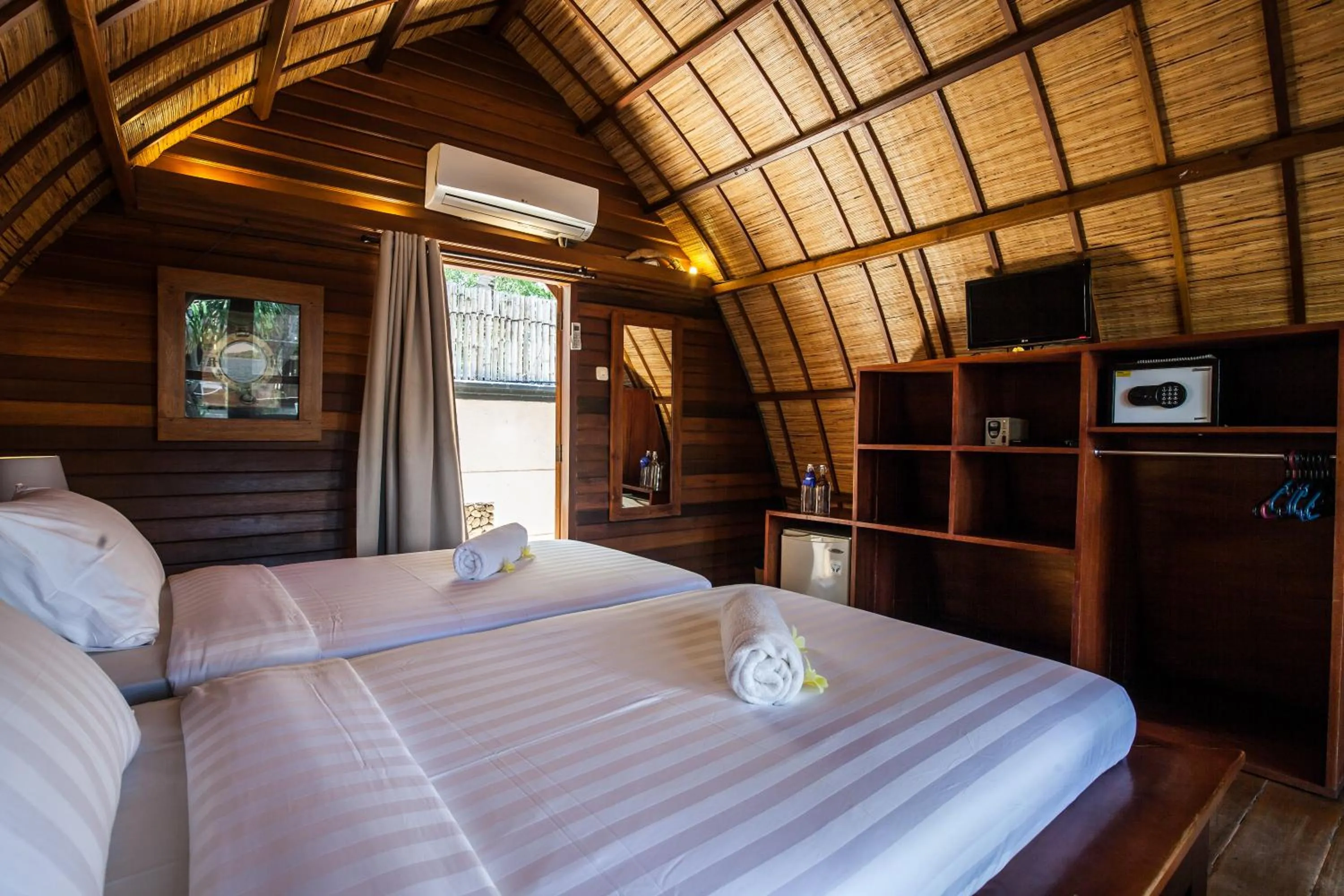 Bedroom, Bed in Manta Dive Gili Trawangan Resort