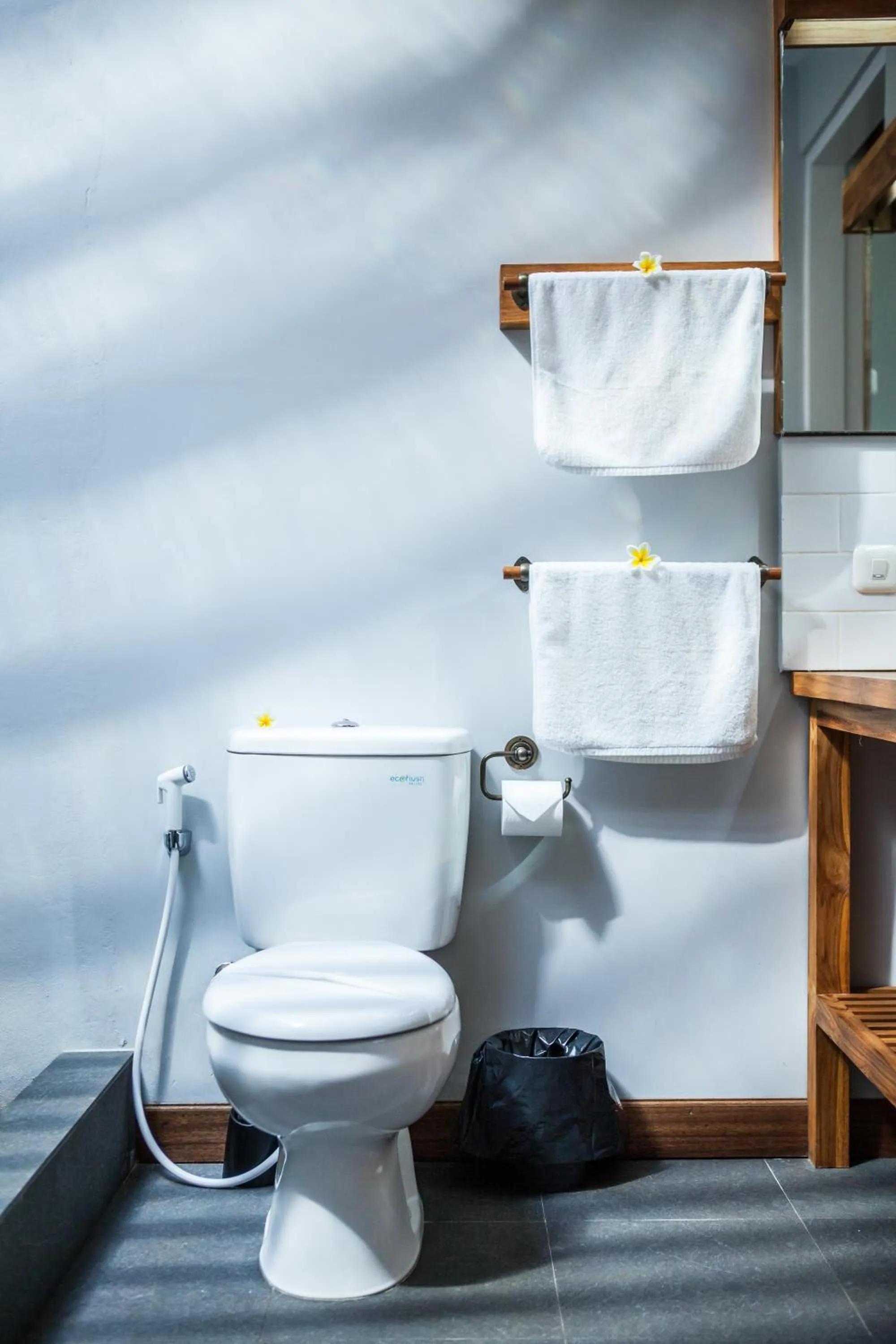 Bathroom in Manta Dive Gili Trawangan Resort