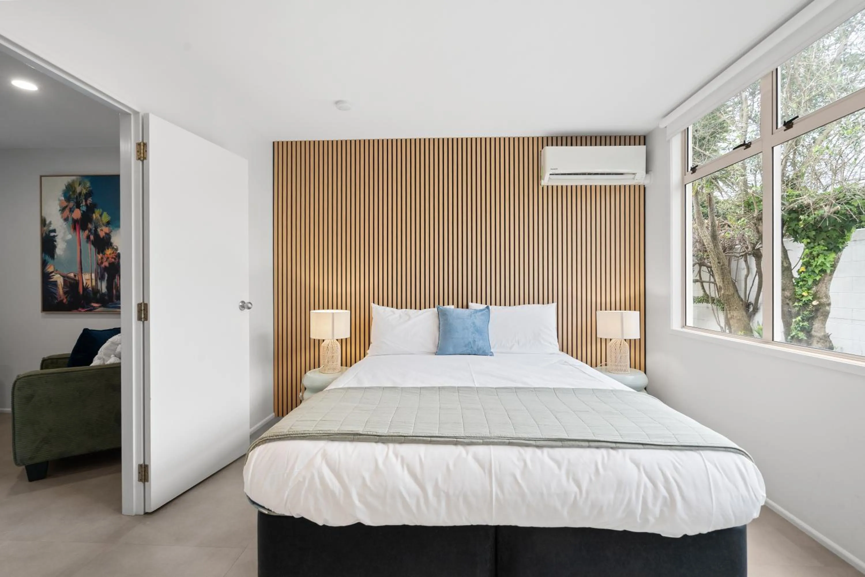 Bed in Pacific Motor Inn