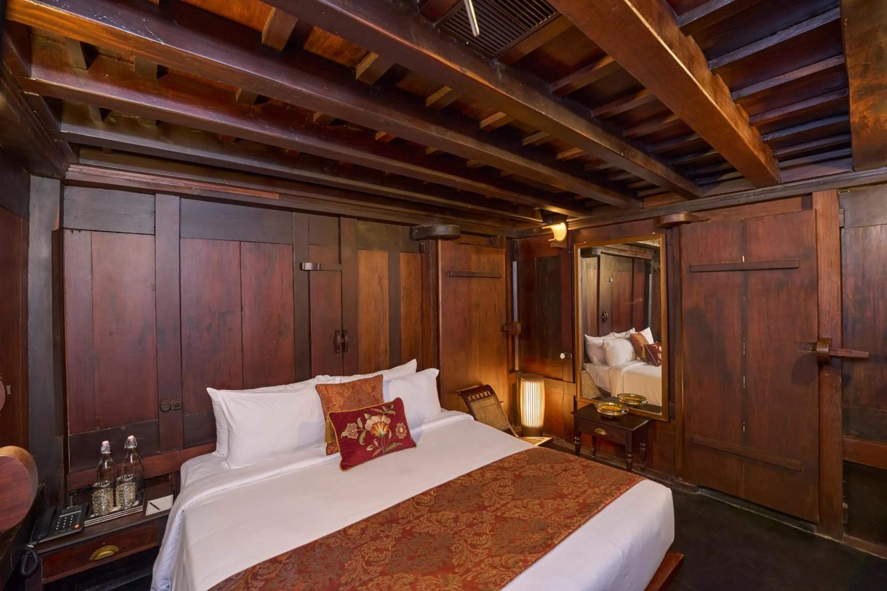 Bed in The Leela Ashtamudi, A Raviz Hotel