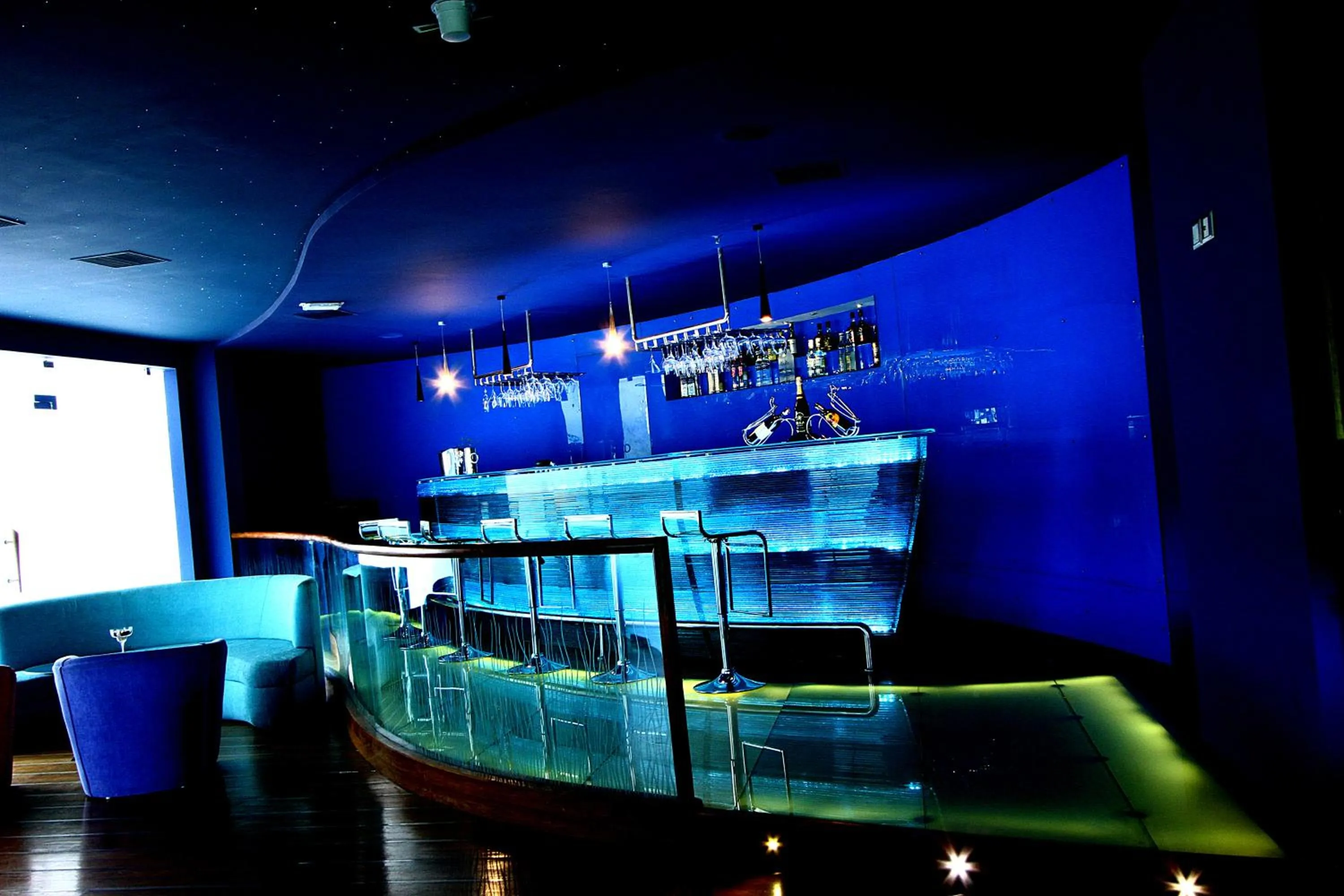 Restaurant/places to eat in The Leela Ashtamudi, A Raviz Hotel