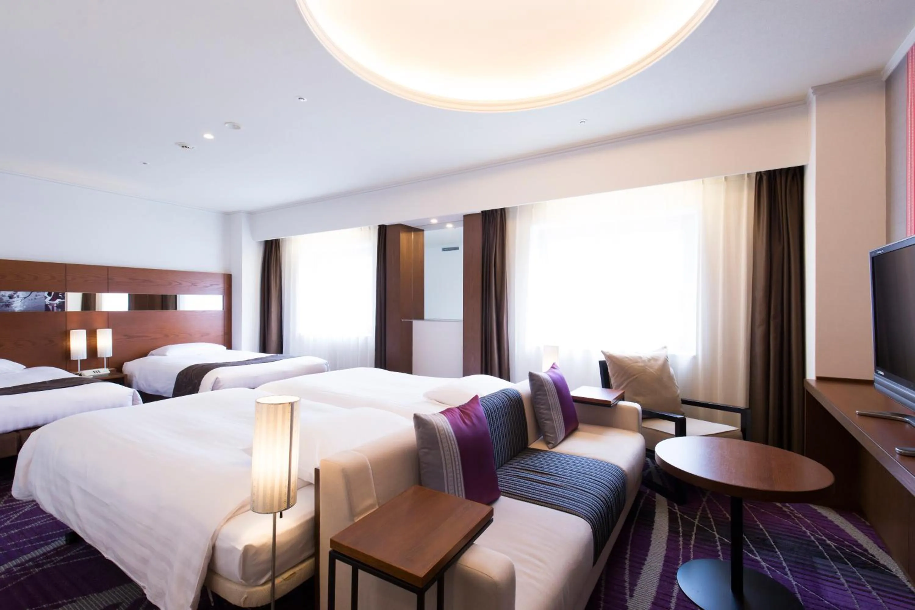 Photo of the whole room, Bed in Hakata Excel Hotel Tokyu