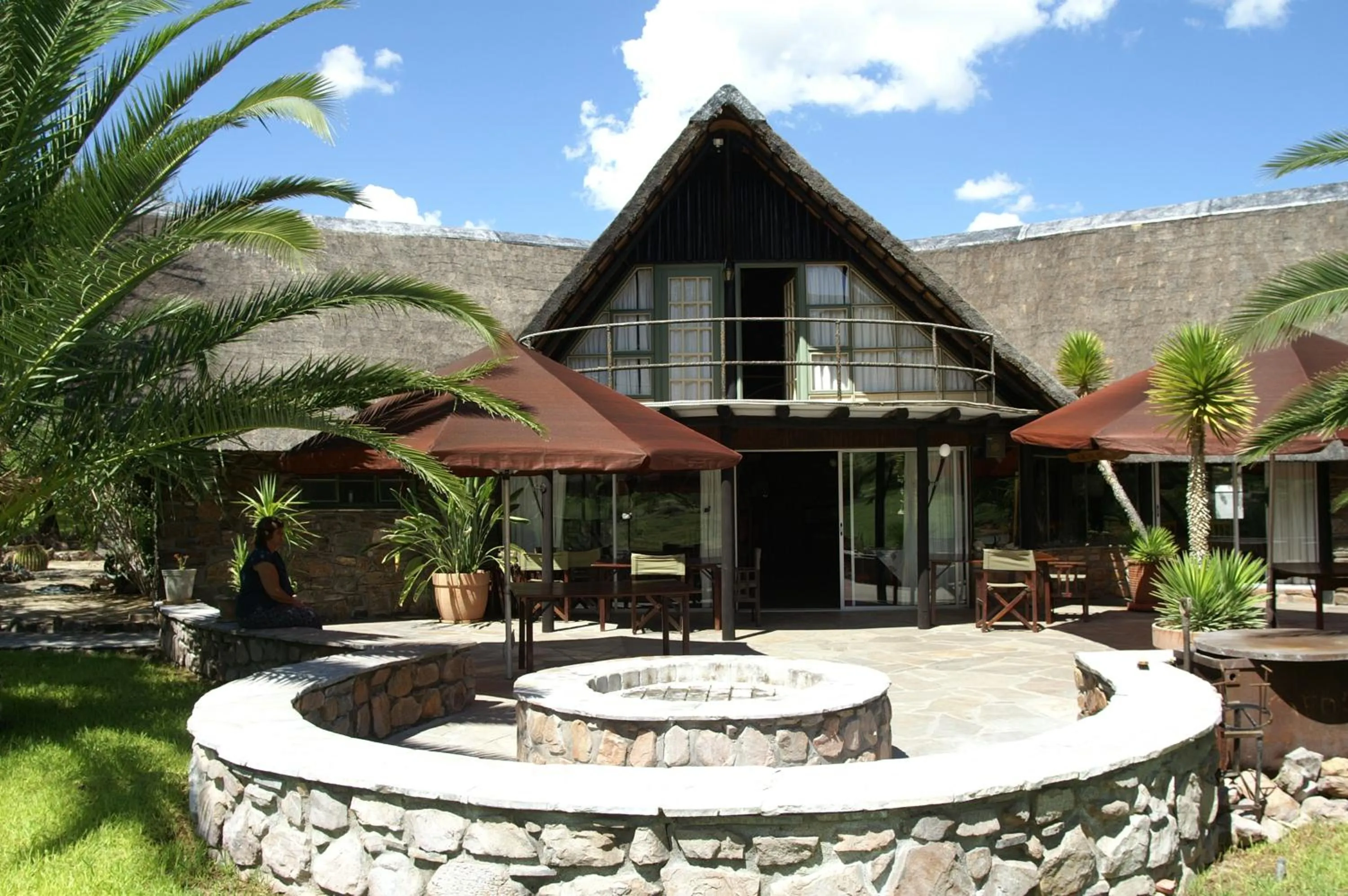 Etusis Lodge
