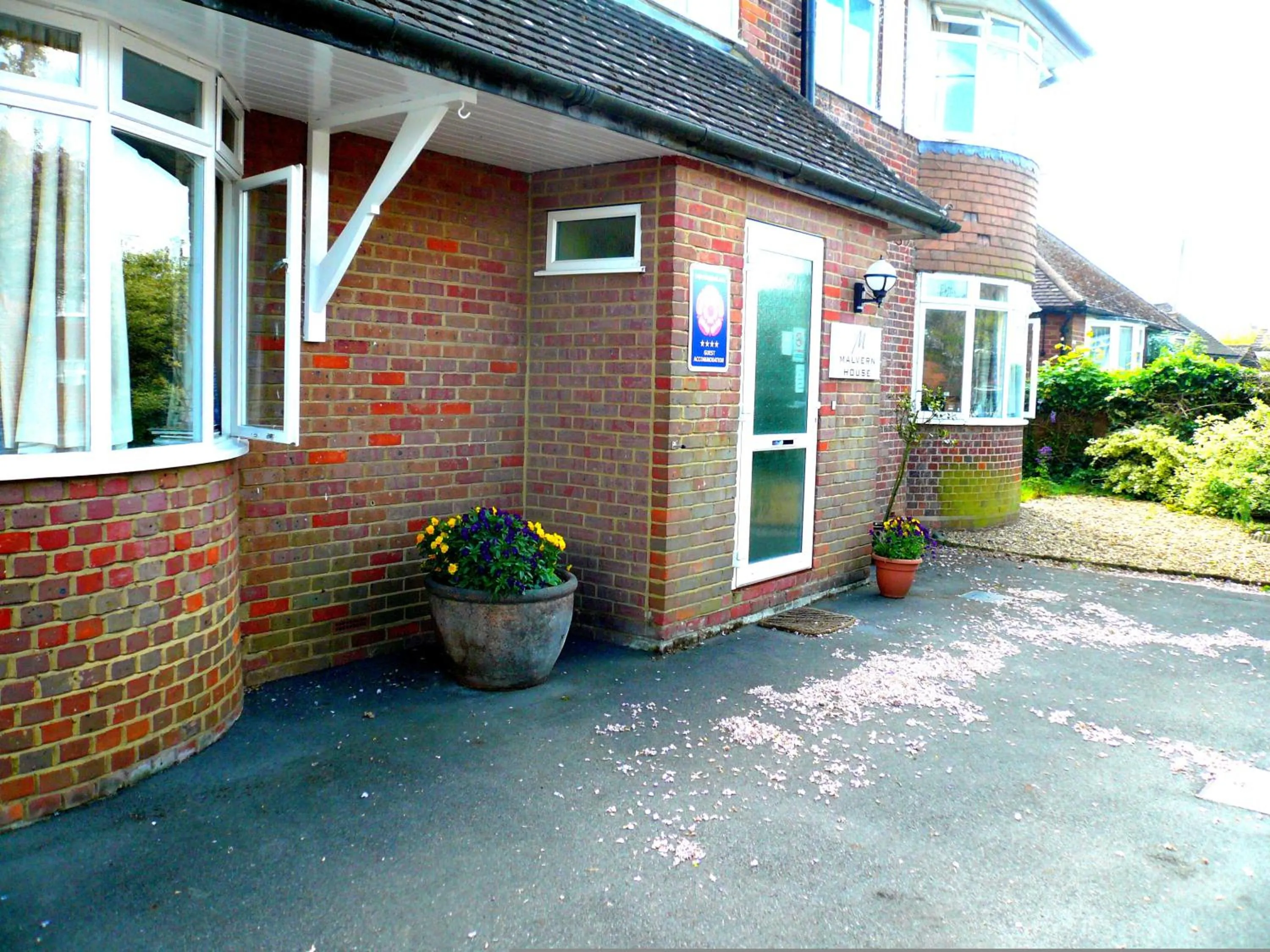 Facade/entrance in Malvern House