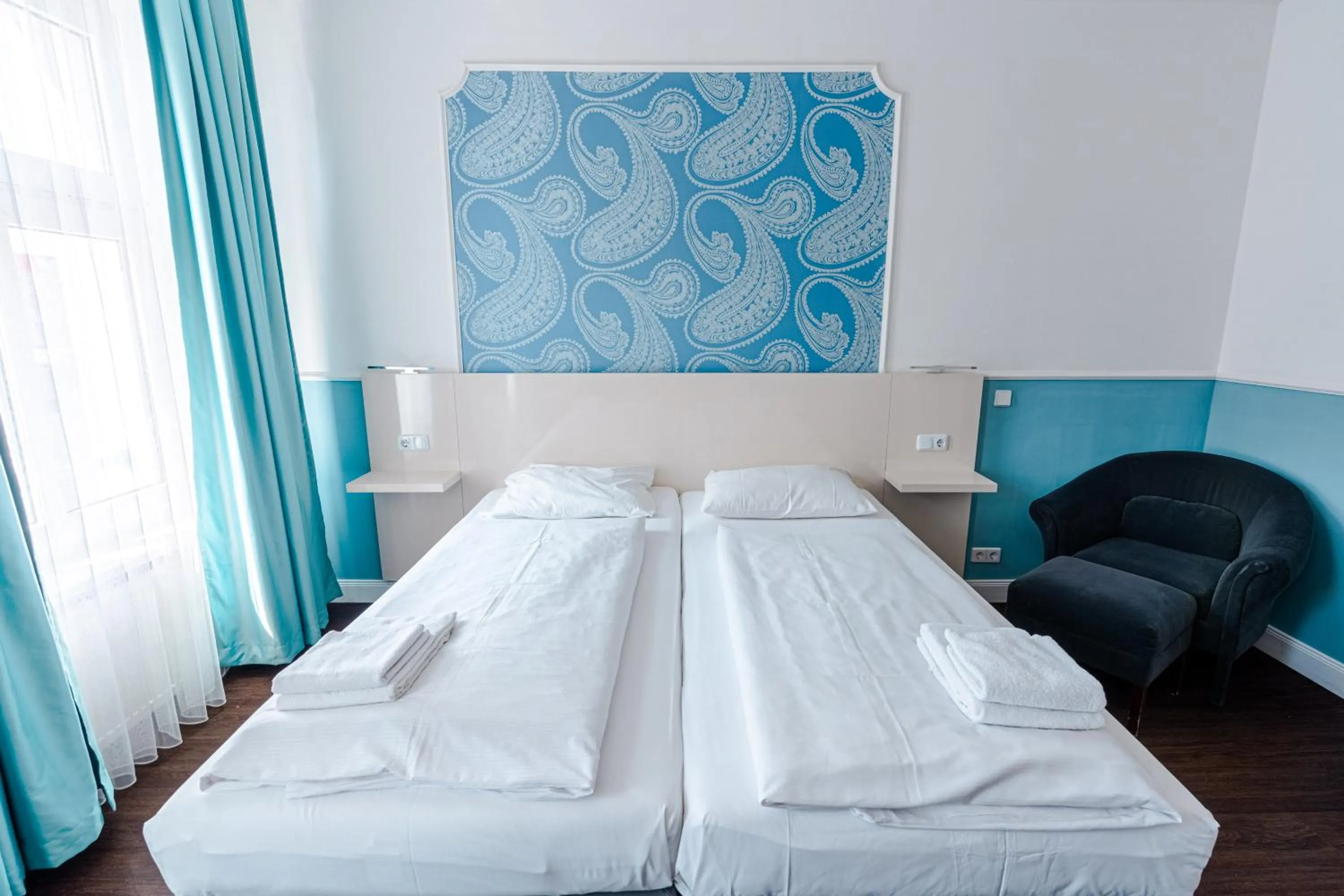 Photo of the whole room, Bed in Hotel Prens Berlin