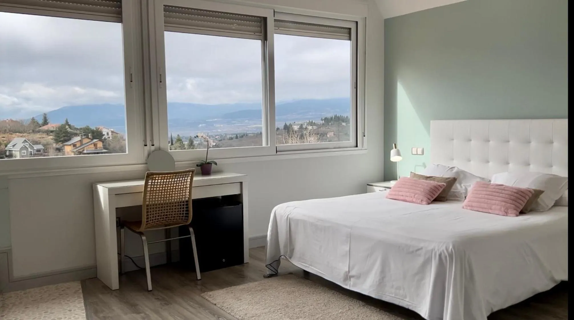 Hot Tub, Bed in Luces del Poniente