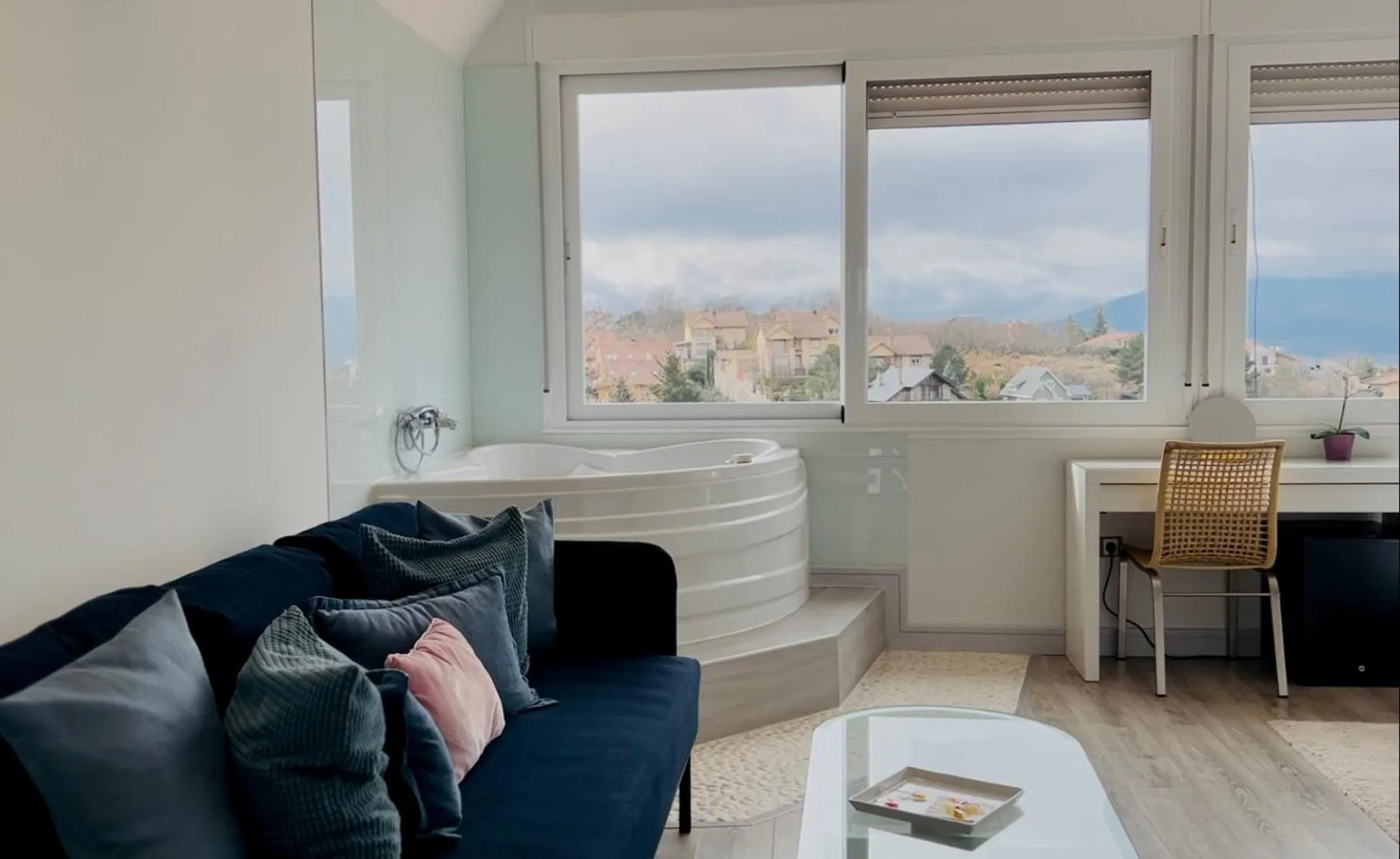 Hot Tub in Luces del Poniente