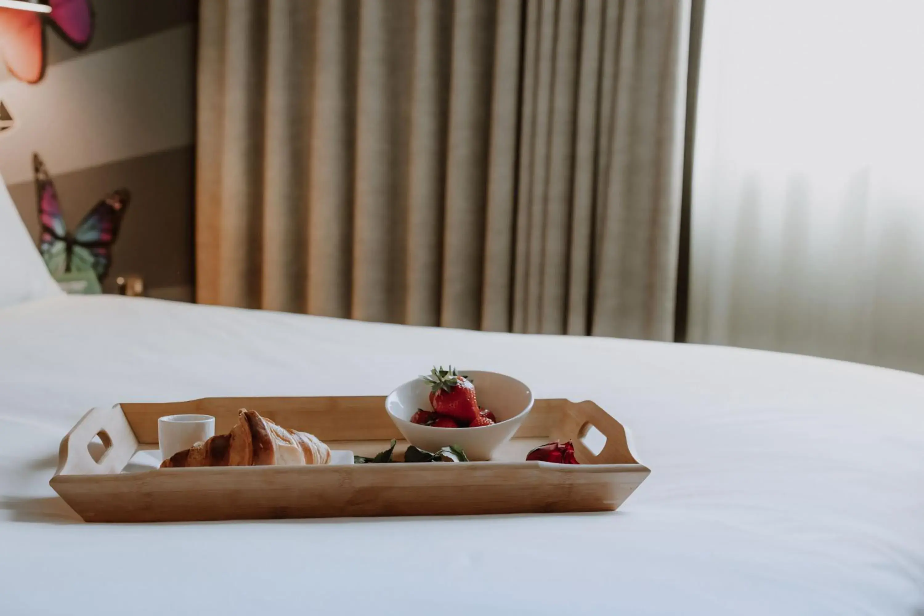 Premium Double Room with sofa bed in Holiday Inn Salisbury - Stonehenge by IHG Premium Double Room with sofa bed in Holiday Inn Salisbury - Stonehenge by IHG