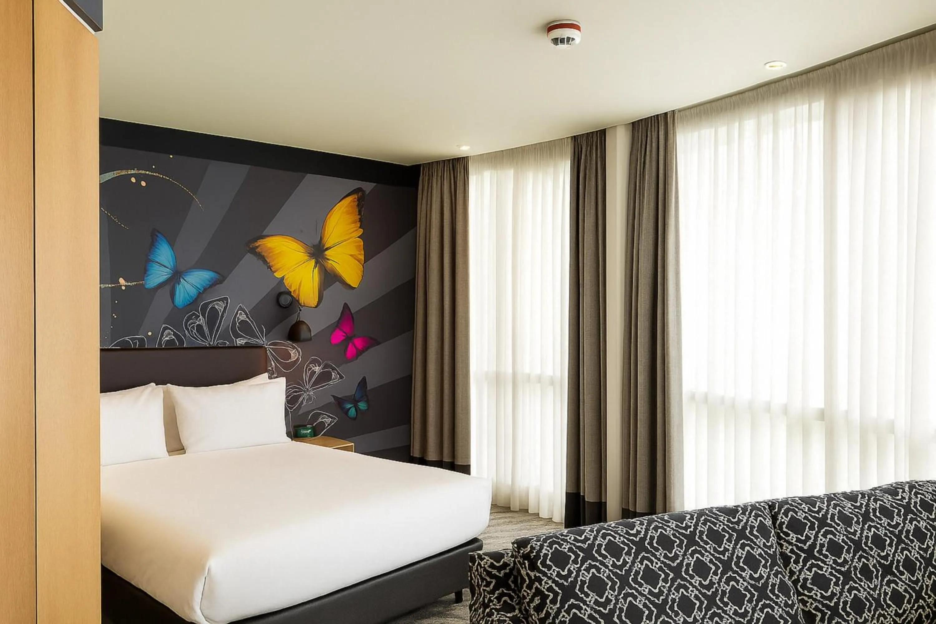 Photo of the whole room, Bed in Holiday Inn Salisbury - Stonehenge by IHG