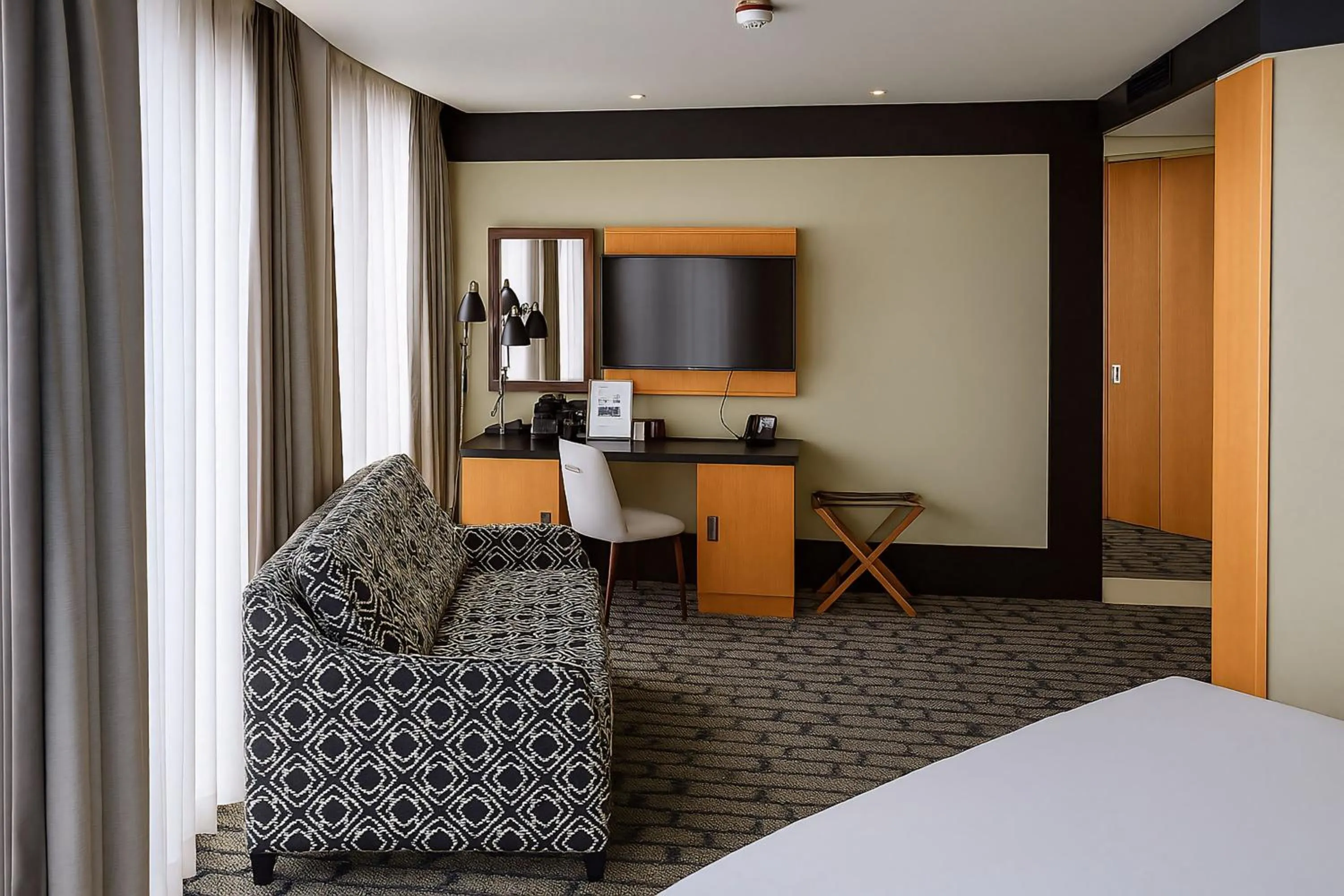 Bed in Holiday Inn Salisbury - Stonehenge by IHG