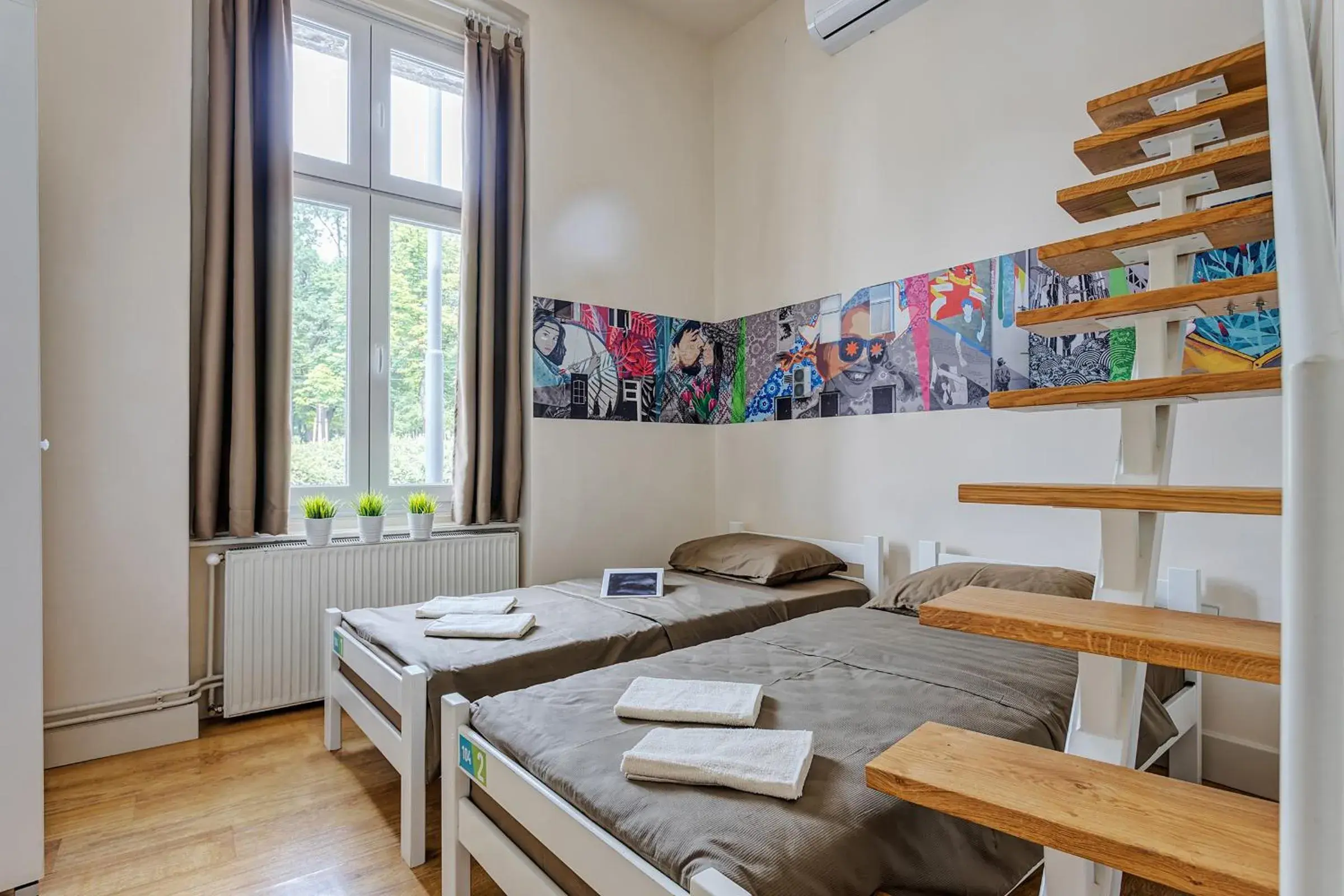Double Room with Private External Bathroom - single occupancy in Booking BnB Double Room with Private External Bathroom - single occupancy in Booking BnB