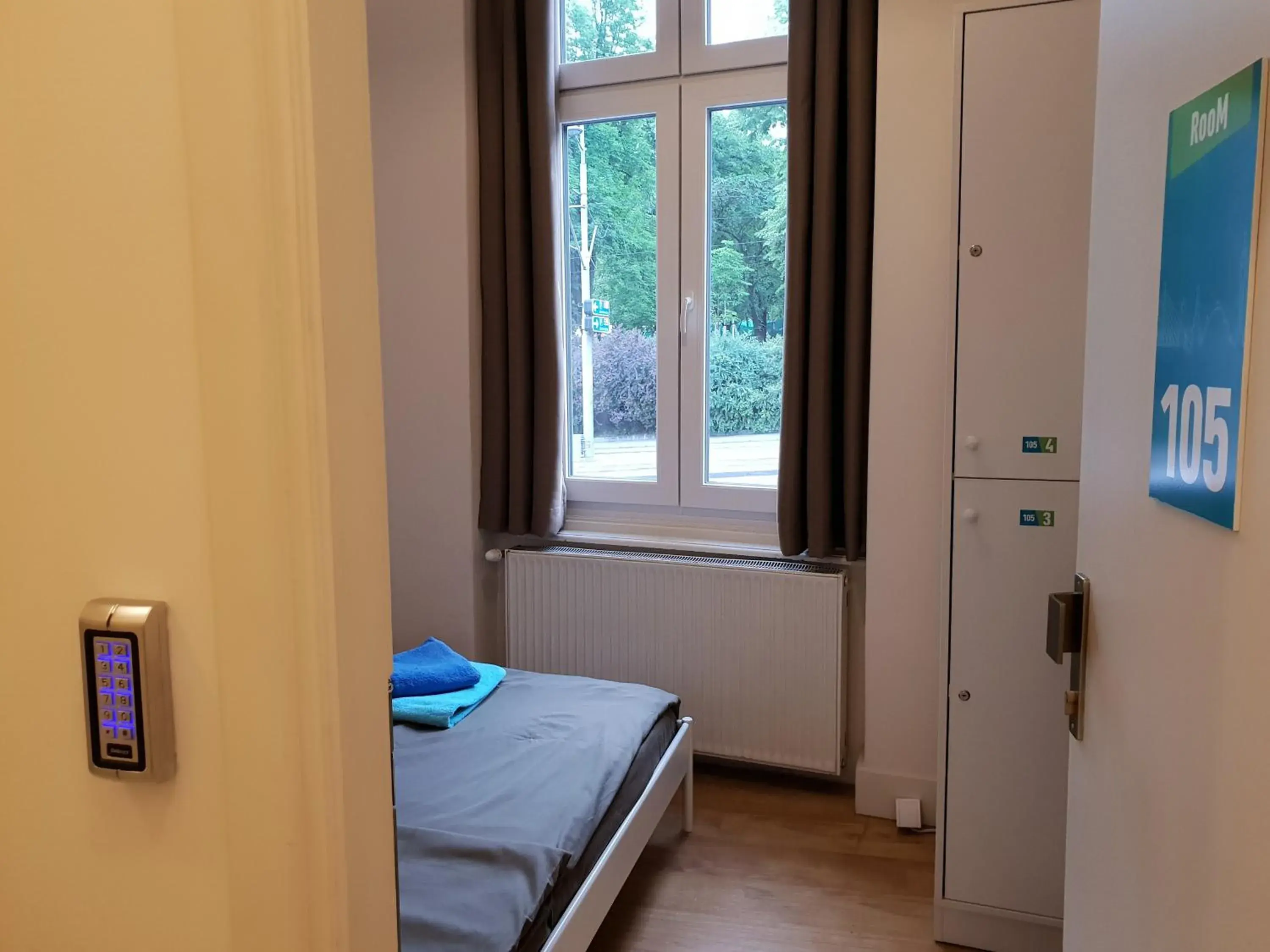 Double Room with Private External Bathroom in Booking BnB Double Room with Private External Bathroom in Booking BnB