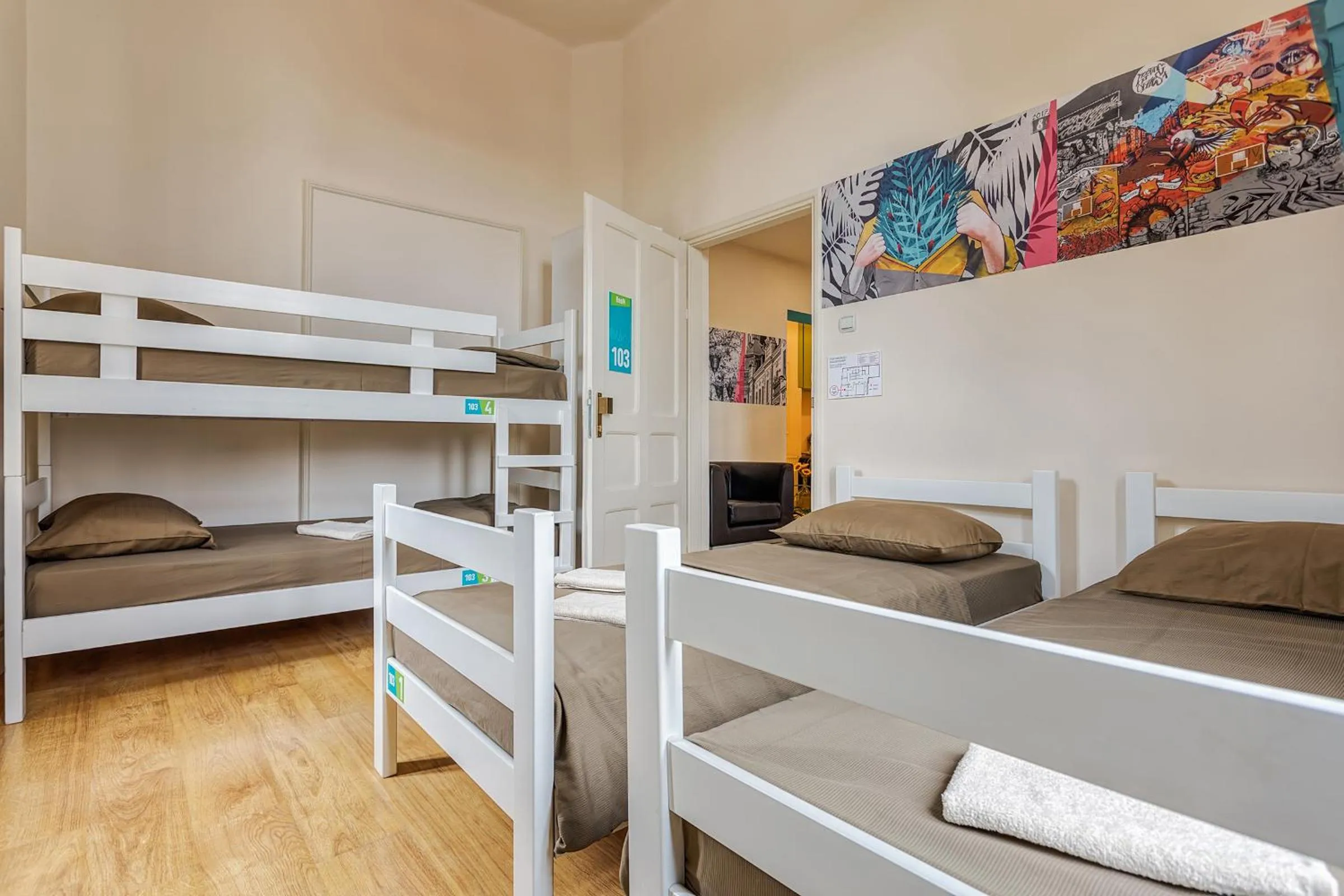 Other, Bed in Booking BnB