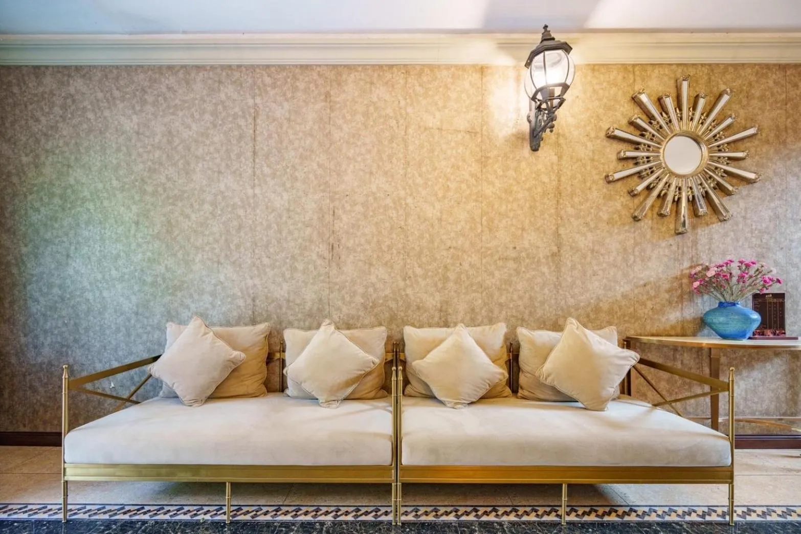 Property building in Khum Damnoen Resort