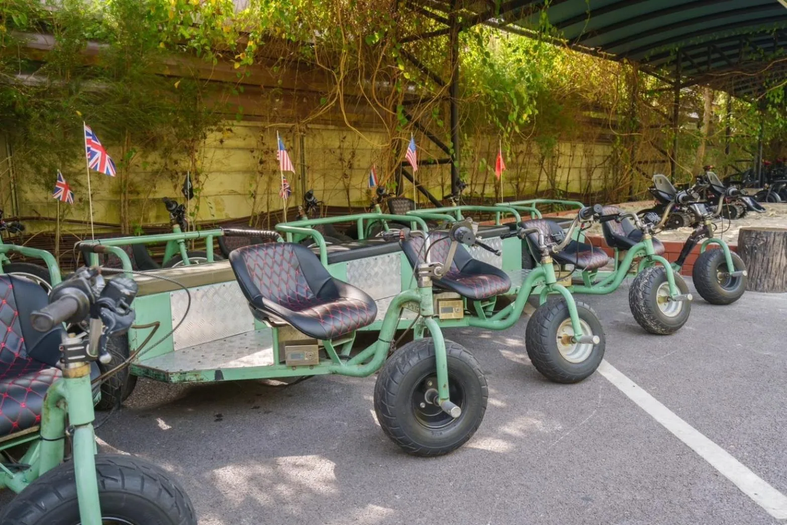 Activities in Khum Damnoen Resort