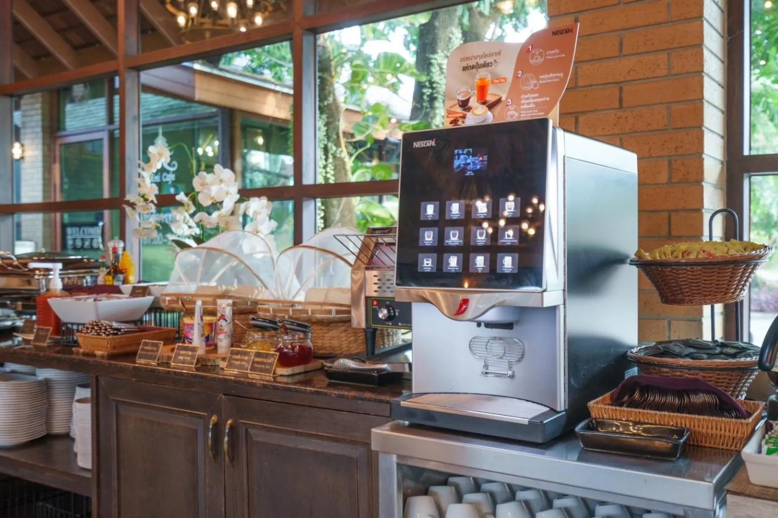 Buffet breakfast in Khum Damnoen Resort