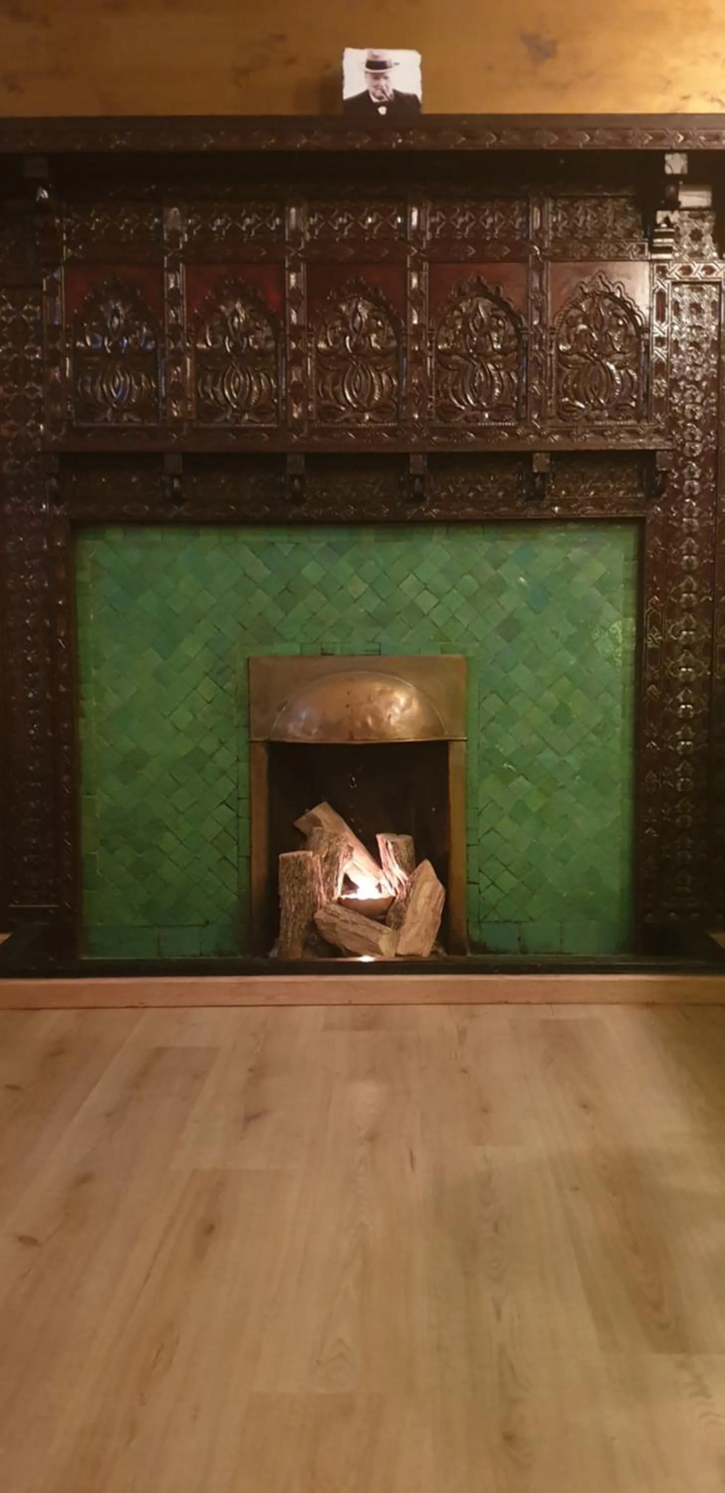 Decorative detail in Hotel Batha