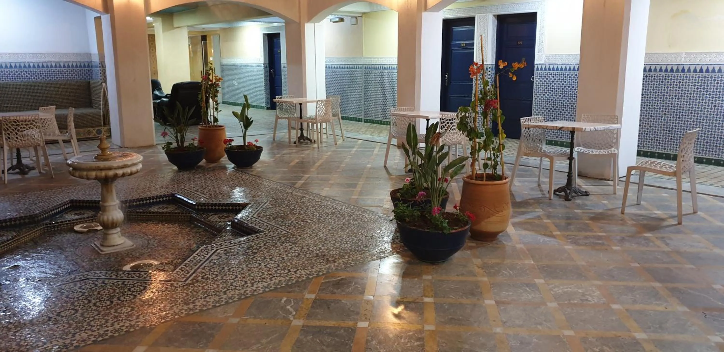 Patio in Hotel Batha