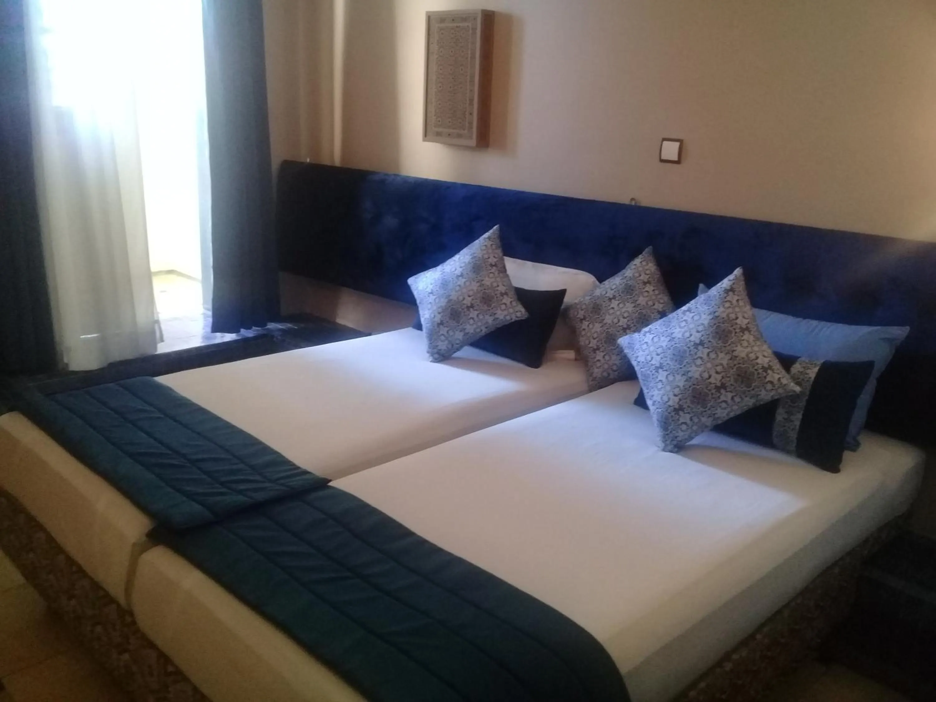 Other, Bed in Hotel Batha