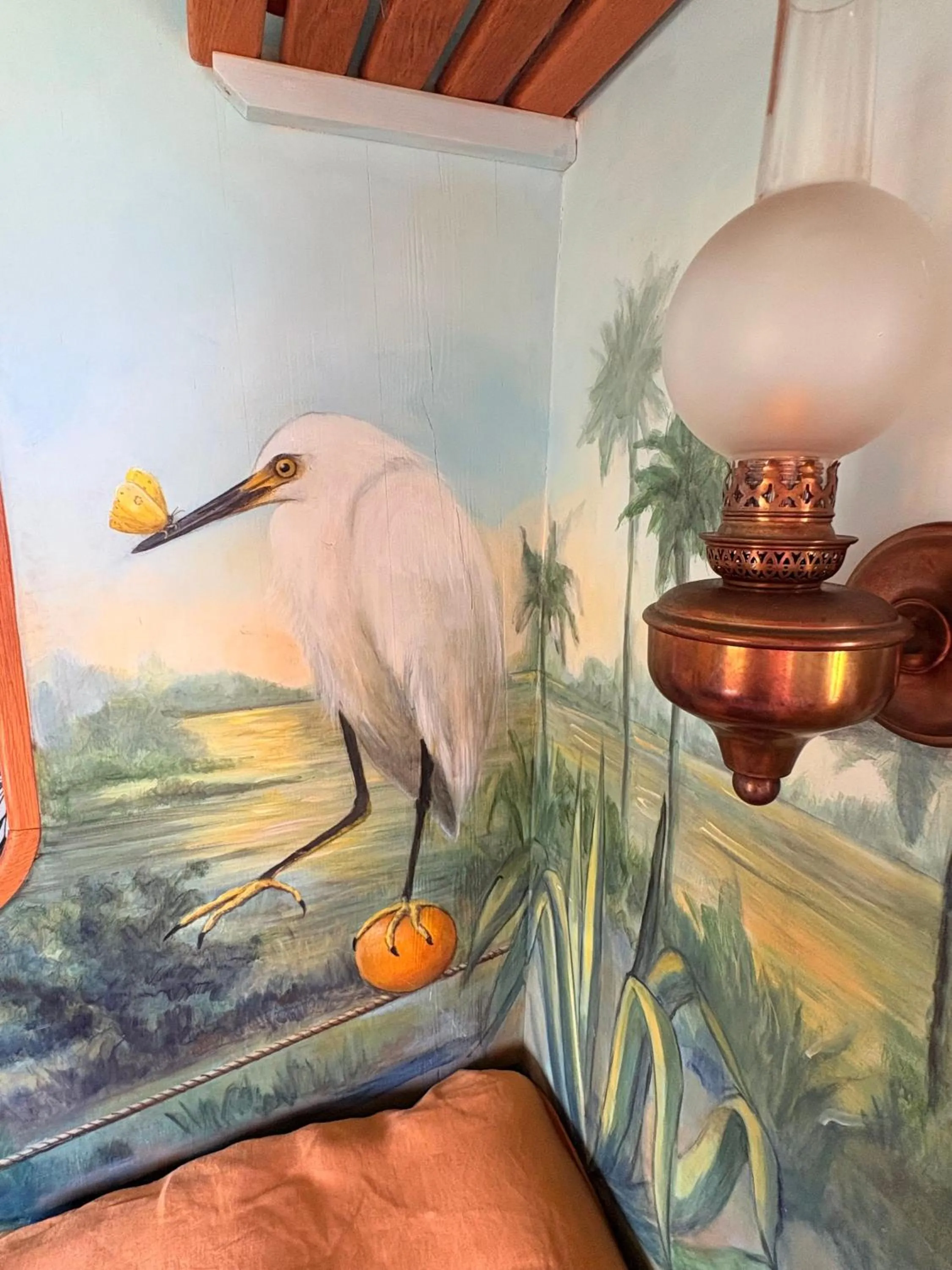 Decorative detail in La roulotte Champêtre des Grillots