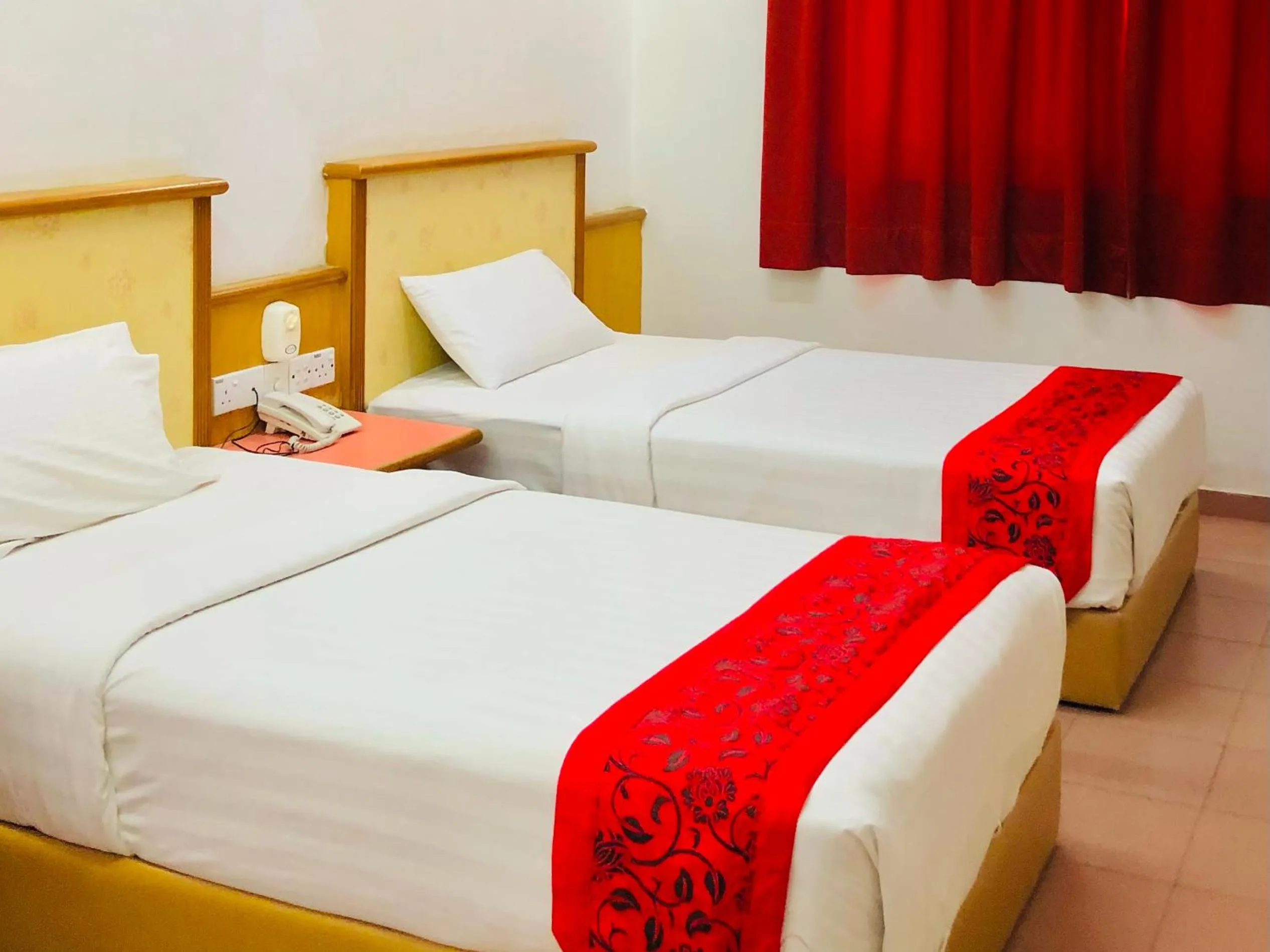 Bedroom, Bed in Intan Beach Resort