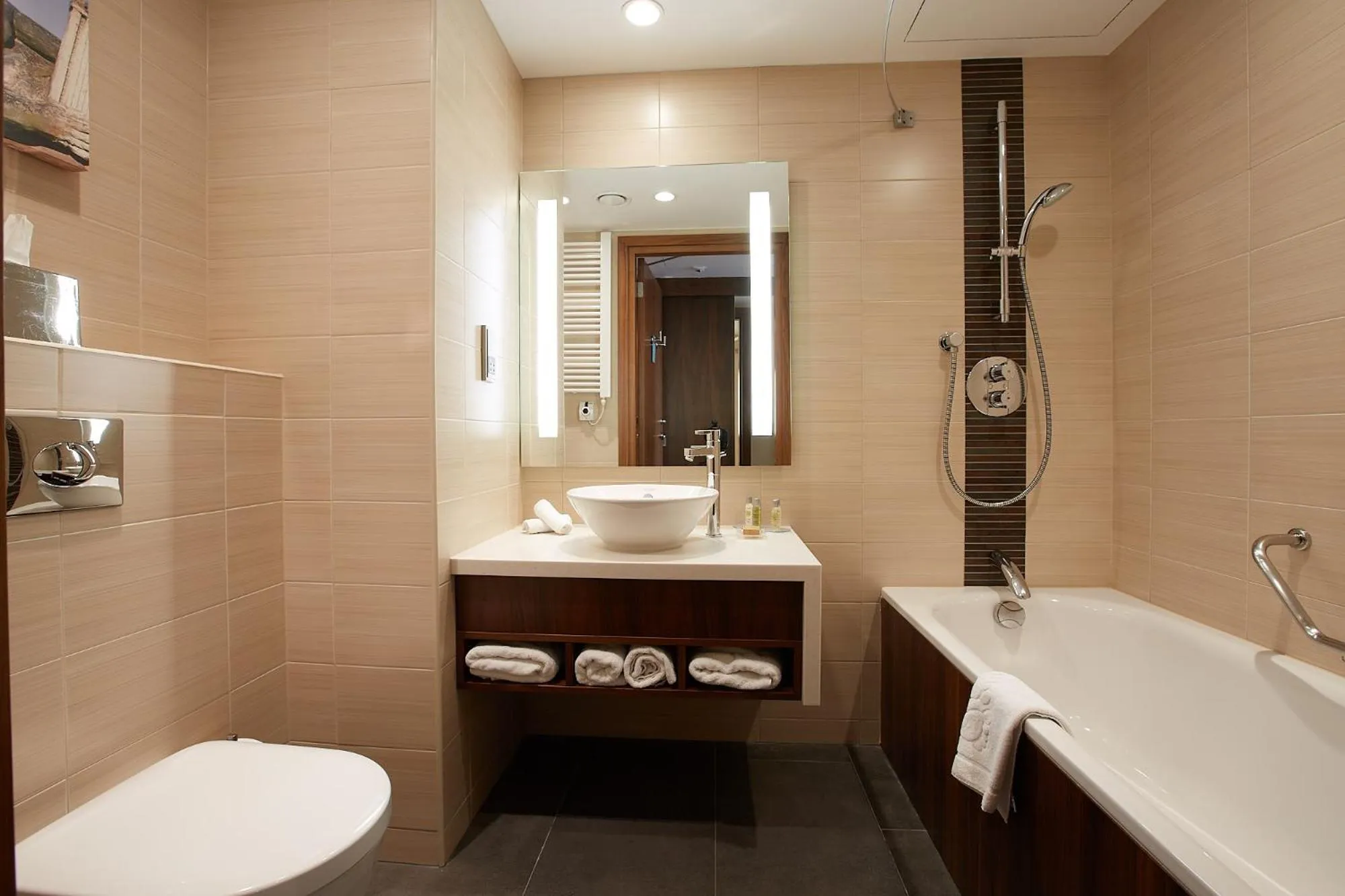 Shower in Hilton Garden Inn Rzeszów