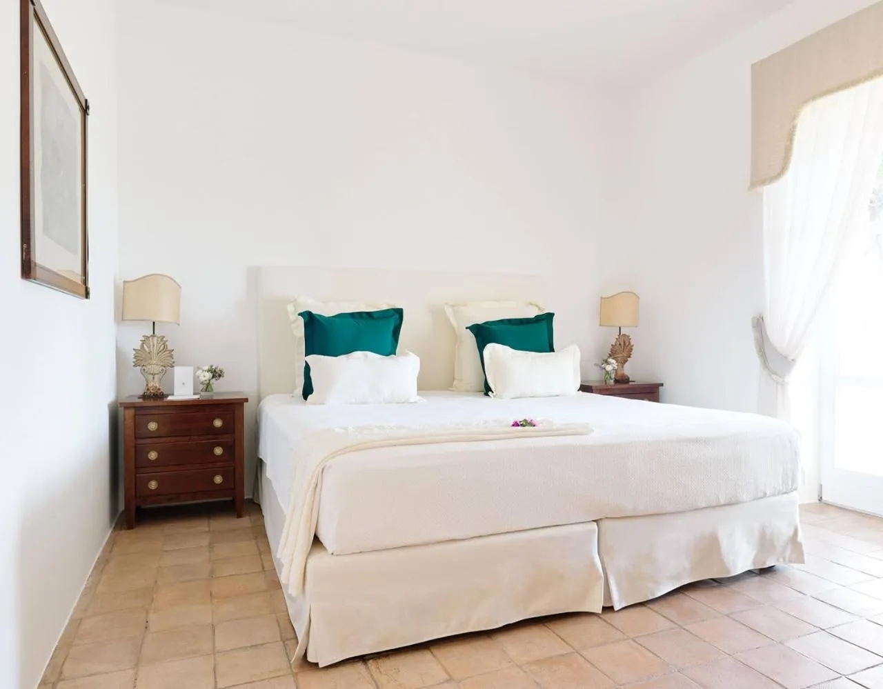 Bed in Santavenere Hotel