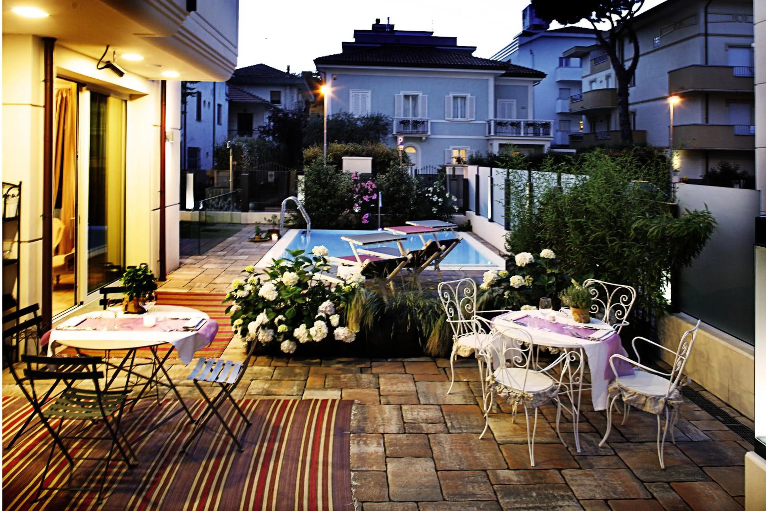 Garden in D-Place Hotel & Suite