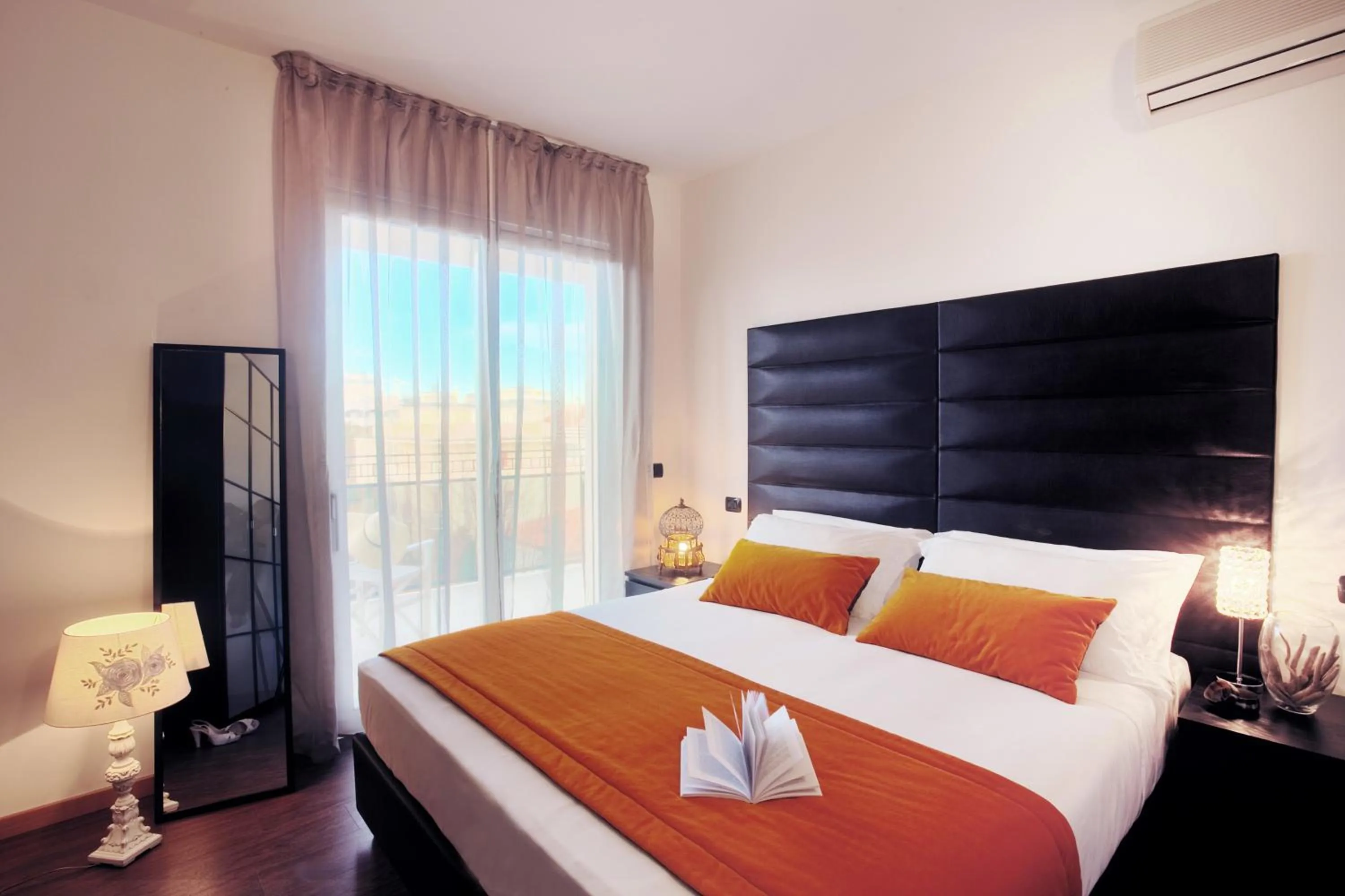 Bedroom, Bed in D-Place Hotel & Suite