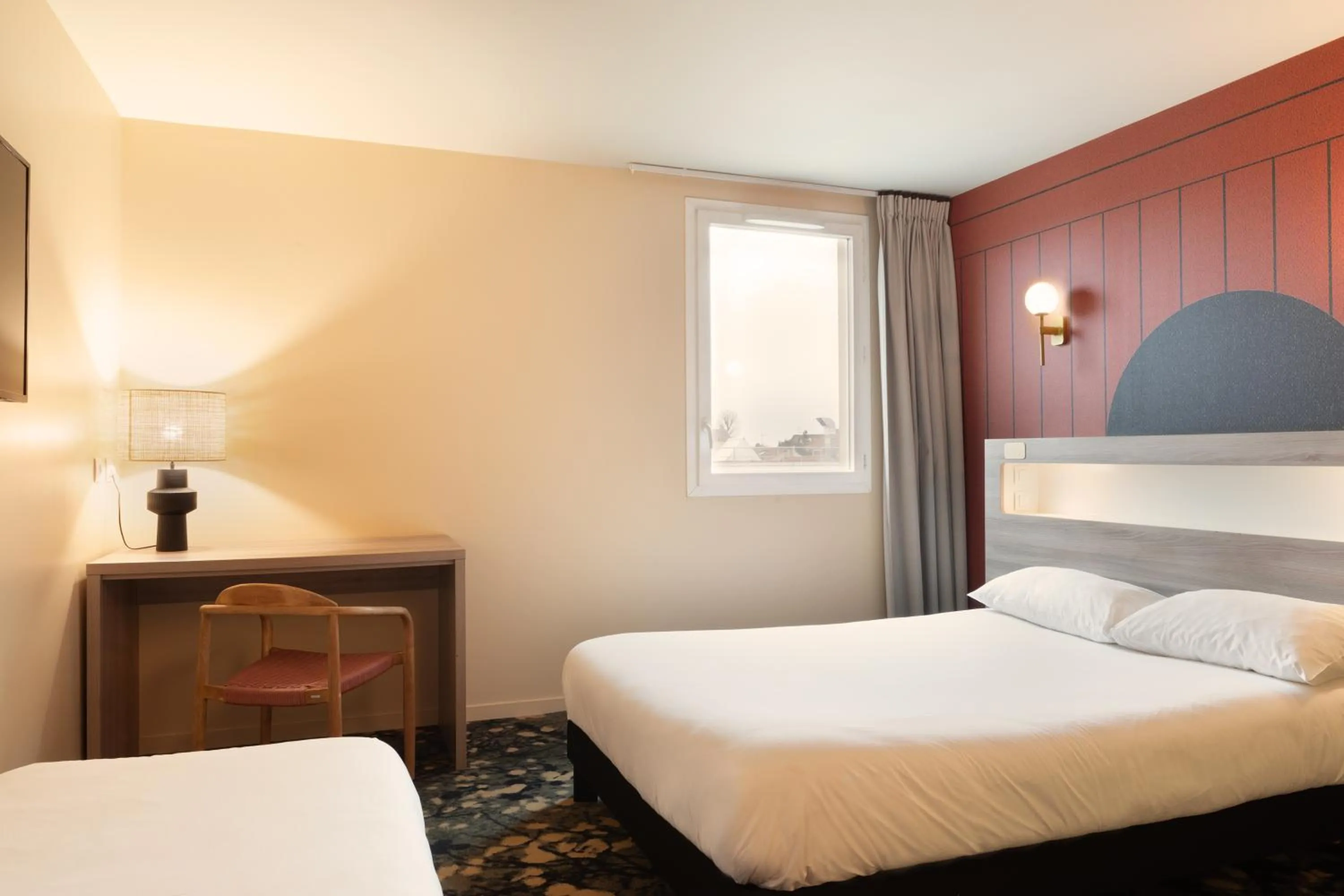 Bedroom, Bed in ibis Styles Versailles Saint Quentin en Yvelines