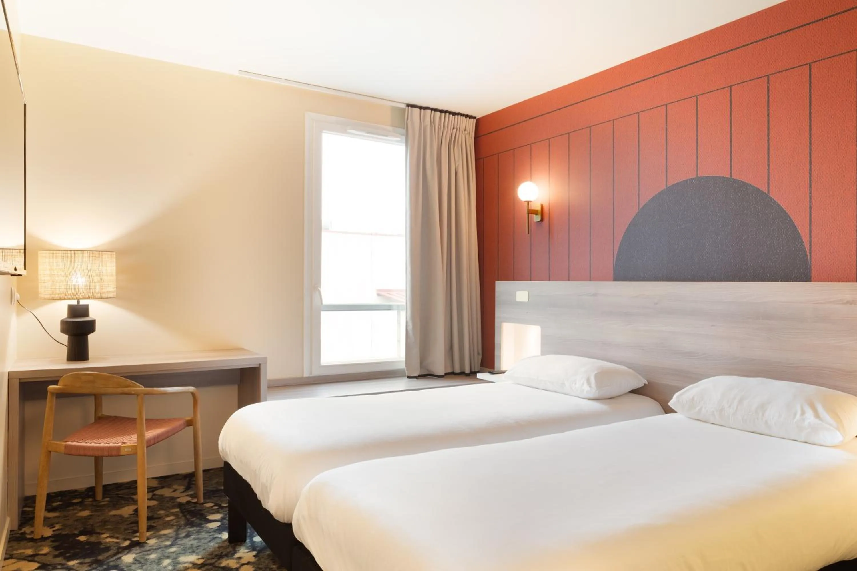 Bedroom, Bed in ibis Styles Versailles Saint Quentin en Yvelines