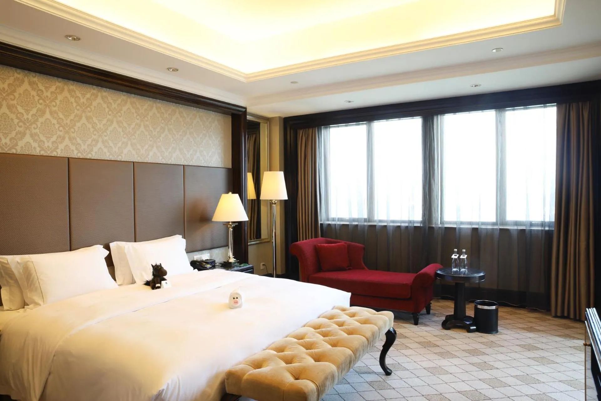 Bed in The COLI Hotel Shenzhen