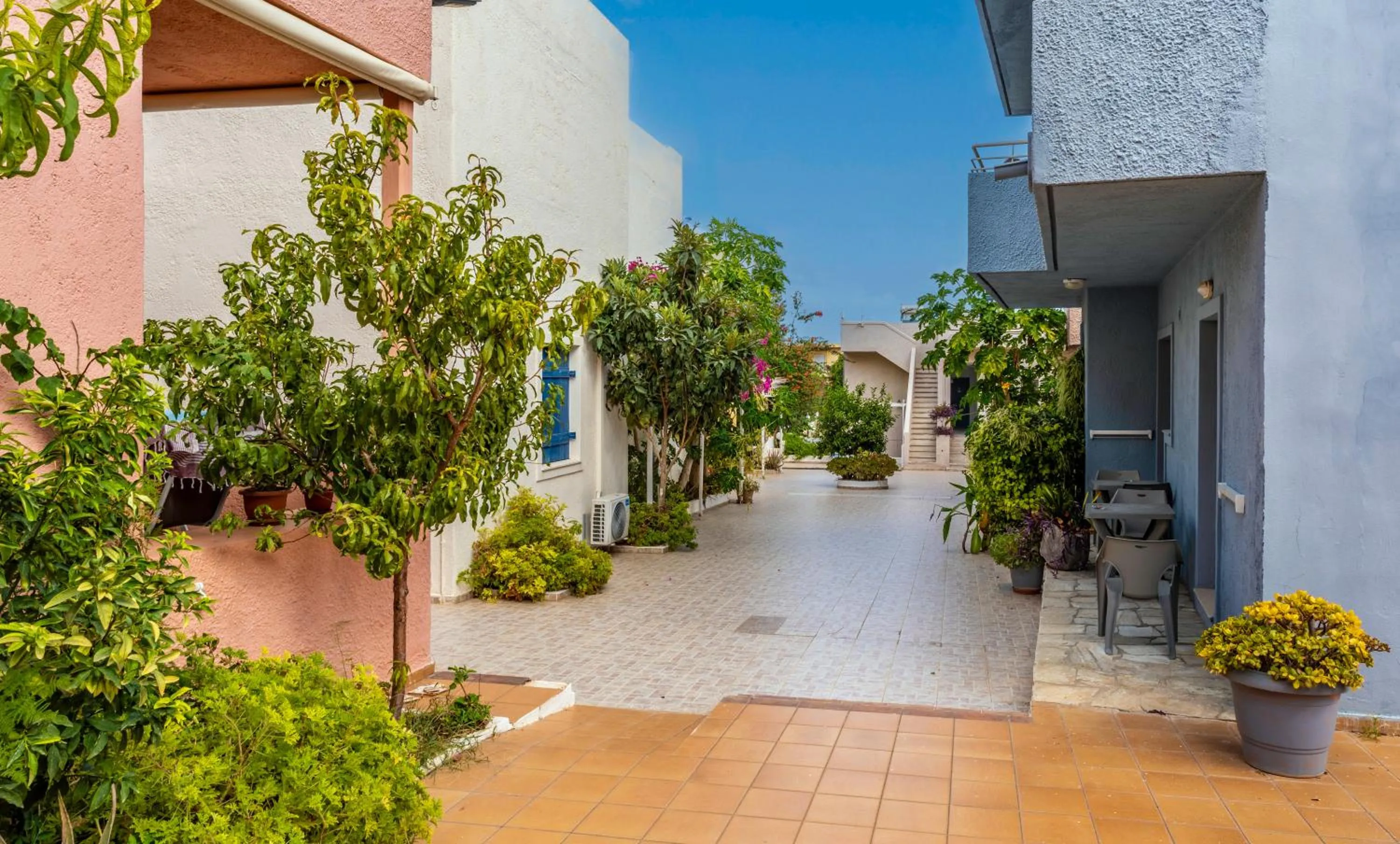 Property building in Evina Rooms & Suites