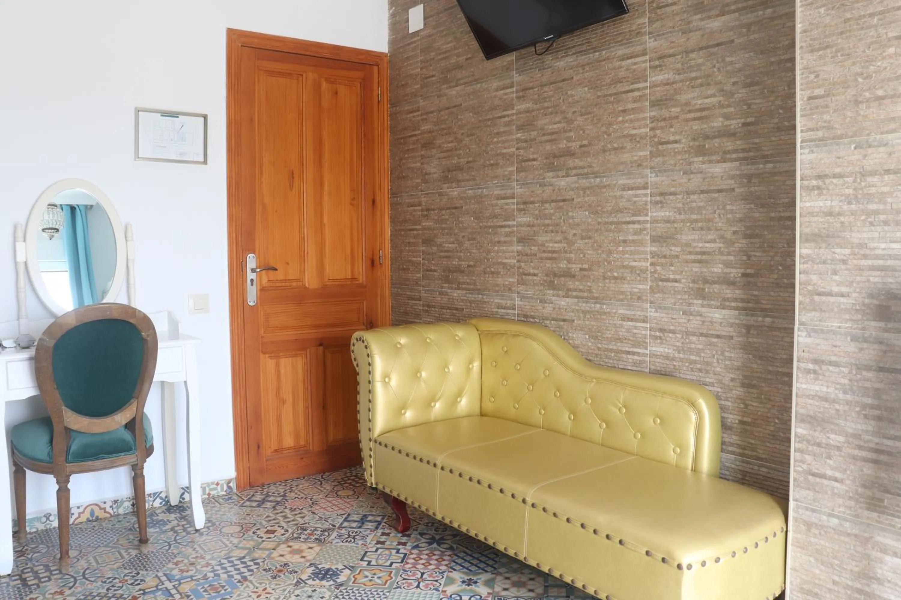 Hotel Casa Día y Noche