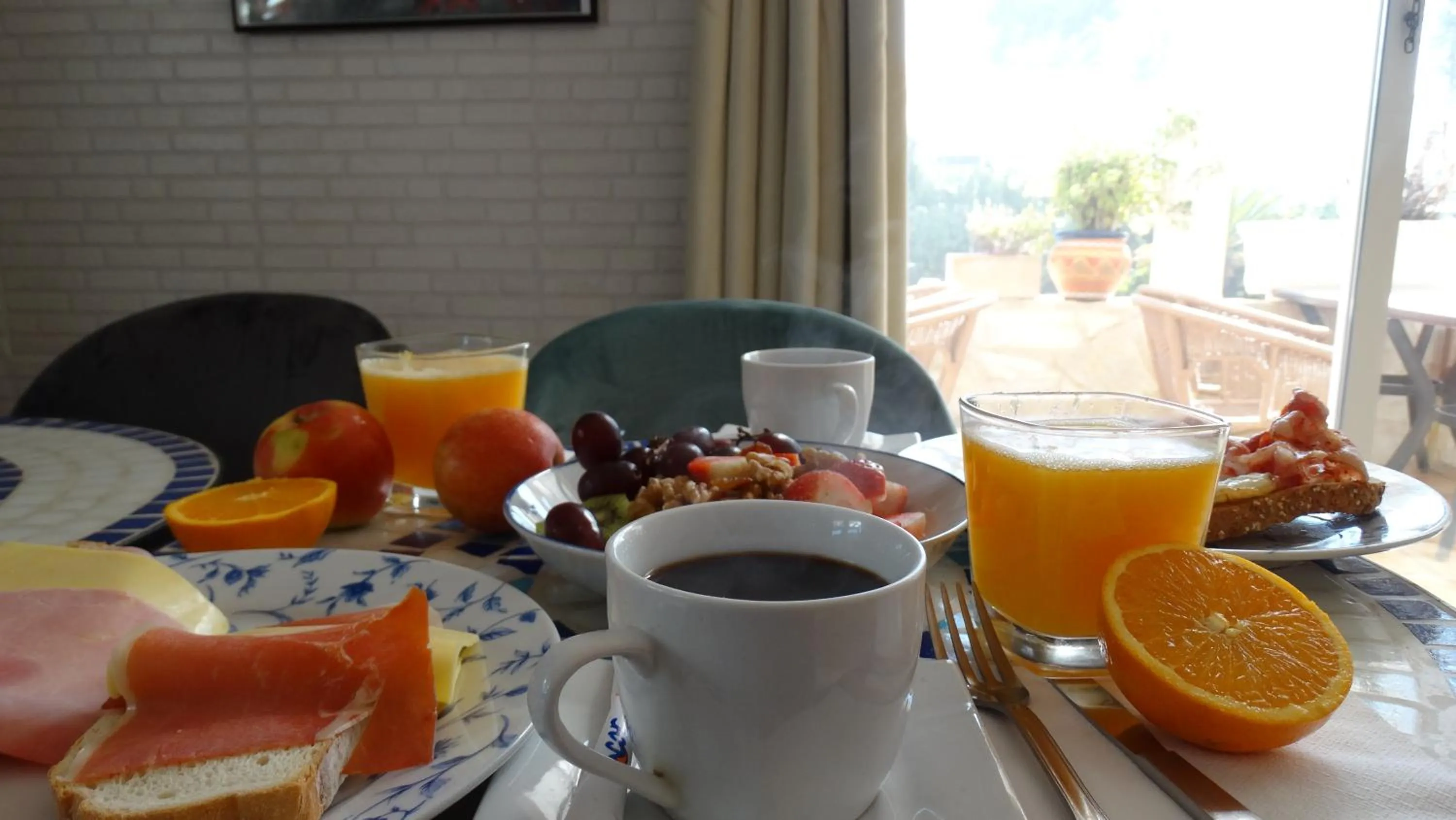 Breakfast in Hotel Casa Día y Noche