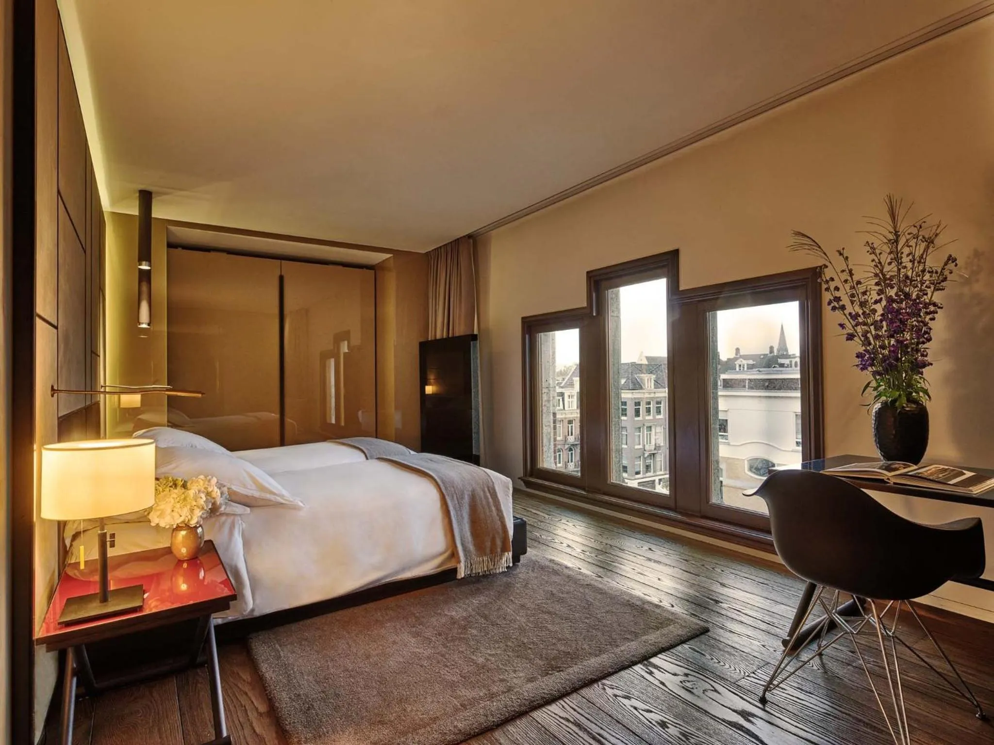 Bedroom, Bed in Conservatorium Hotel - Operated by Mandarin Oriental
