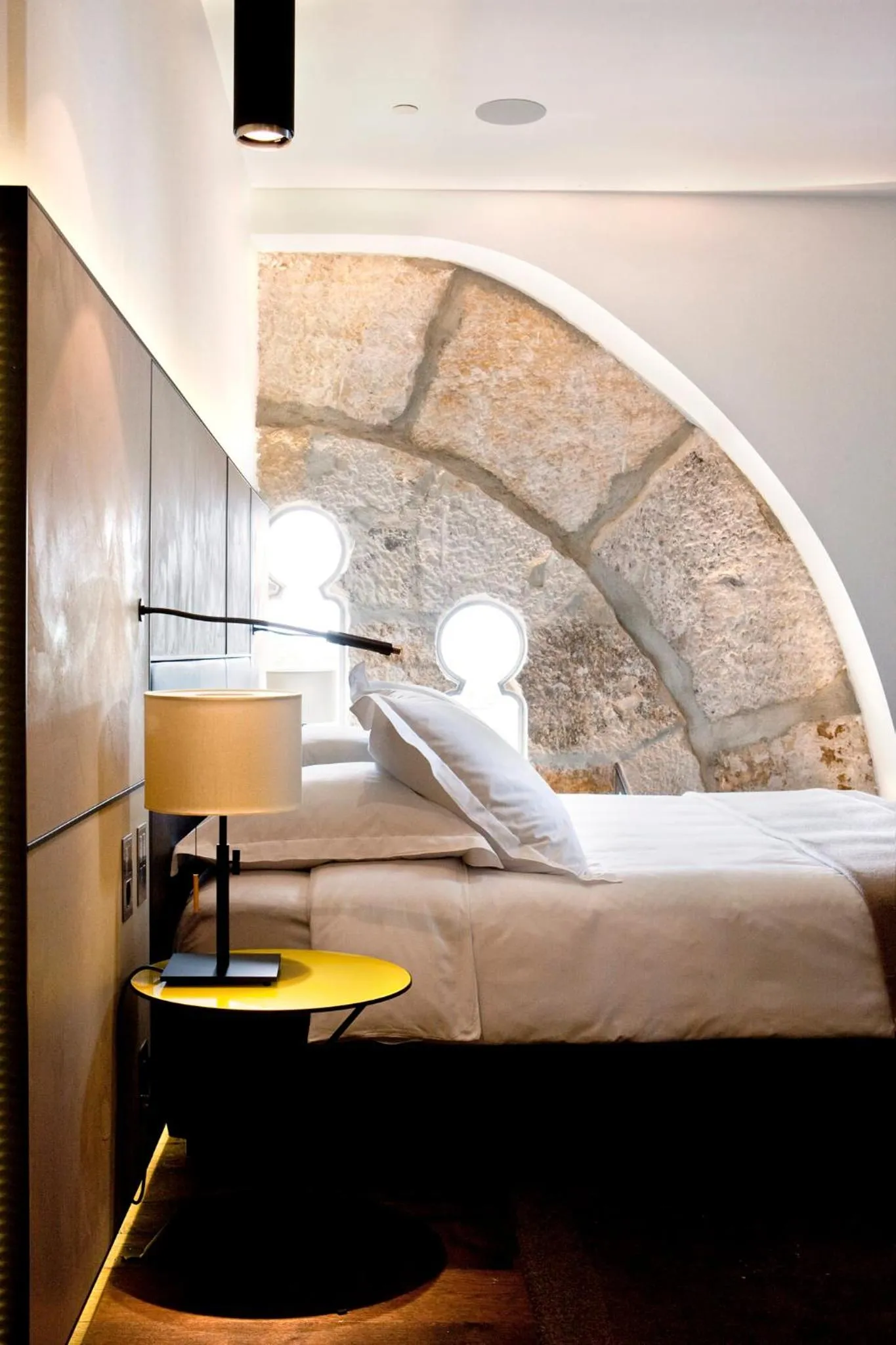 Bedroom, Bed in Conservatorium Hotel - Operated by Mandarin Oriental