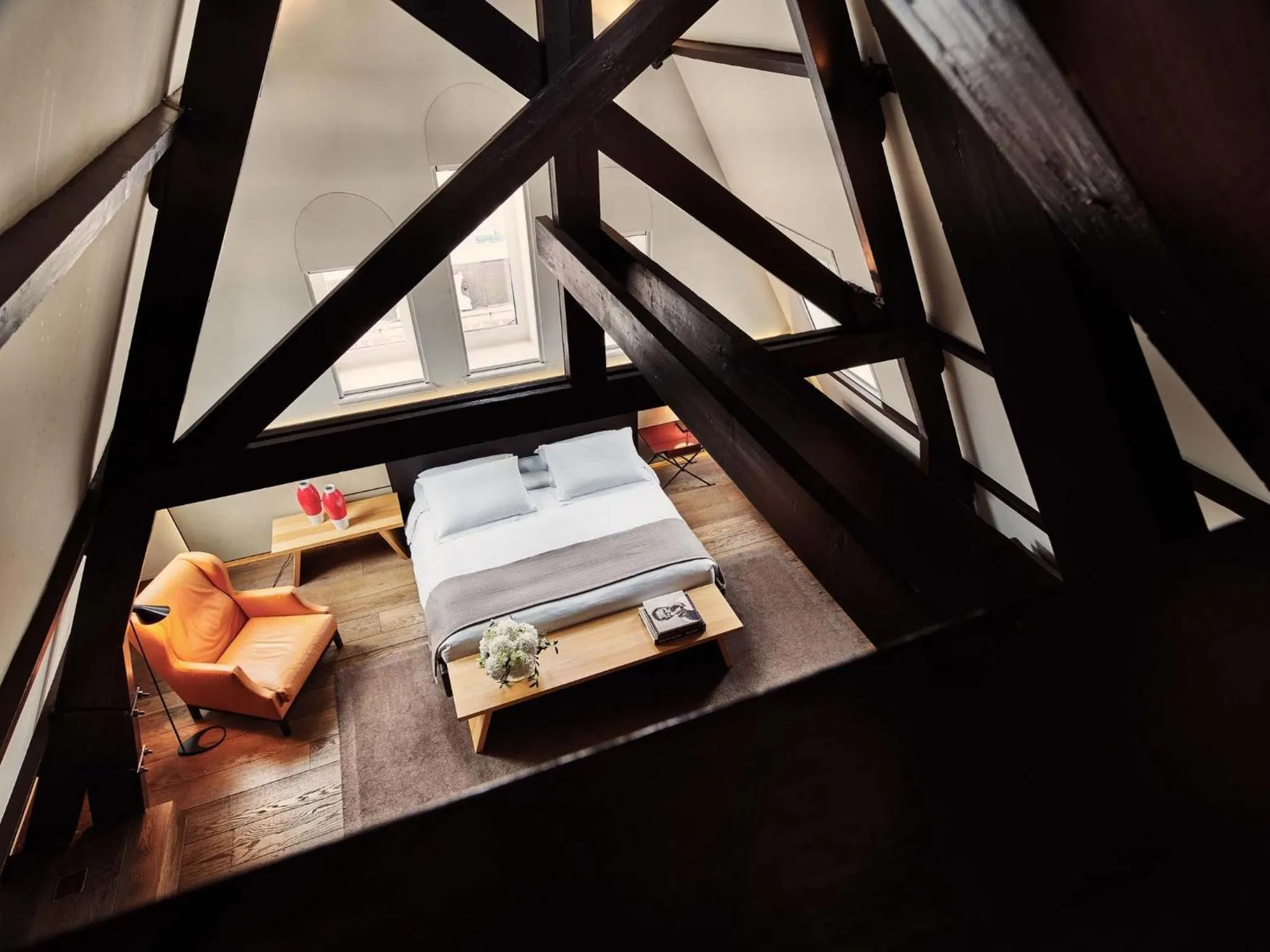 Bedroom, Bed in Conservatorium Hotel - Operated by Mandarin Oriental