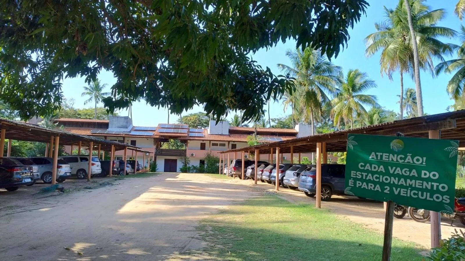 Parking in Eco Pousada Paraíso dos Coqueirais