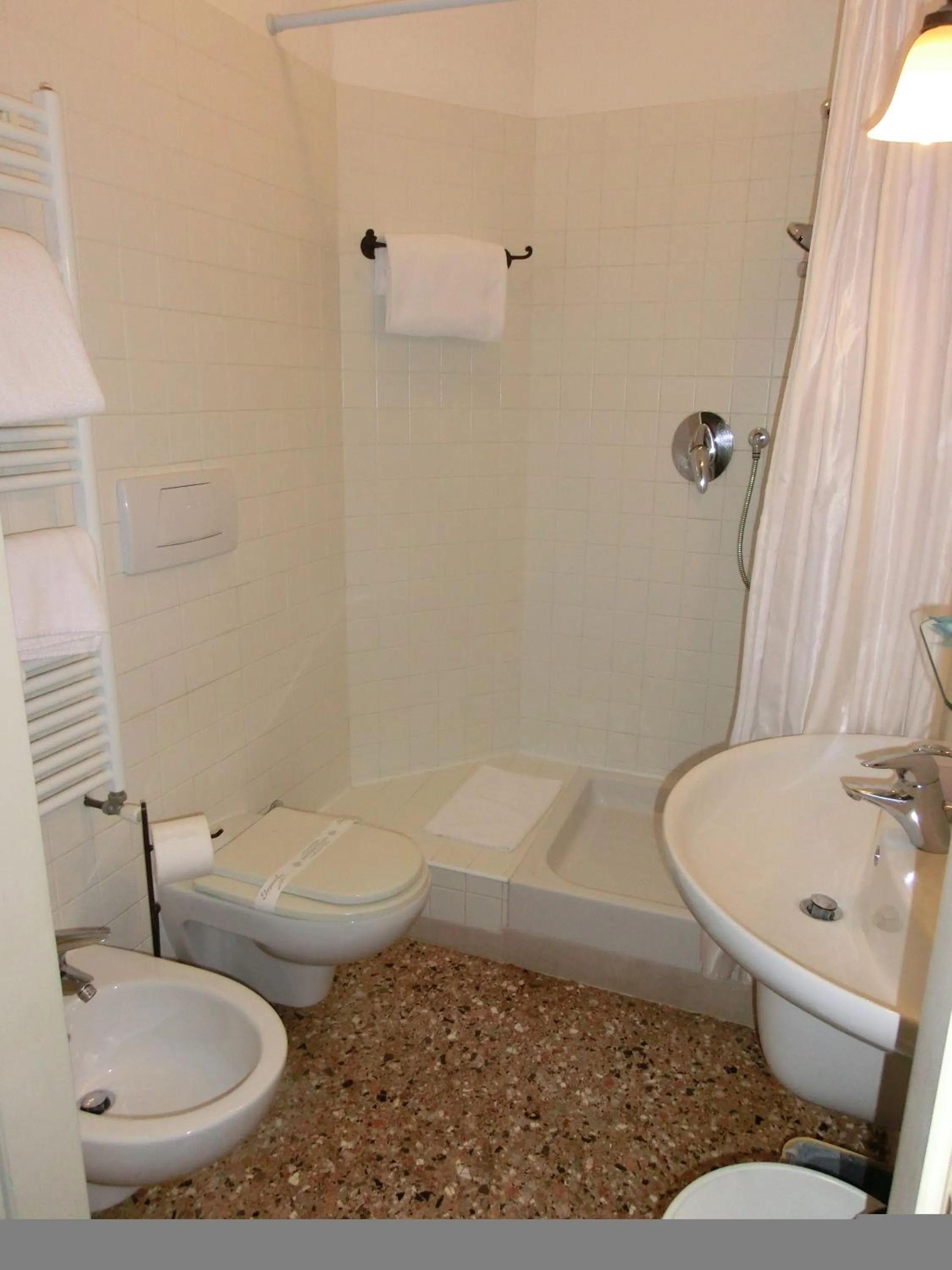 Bathroom in B&B Al Palazzetto