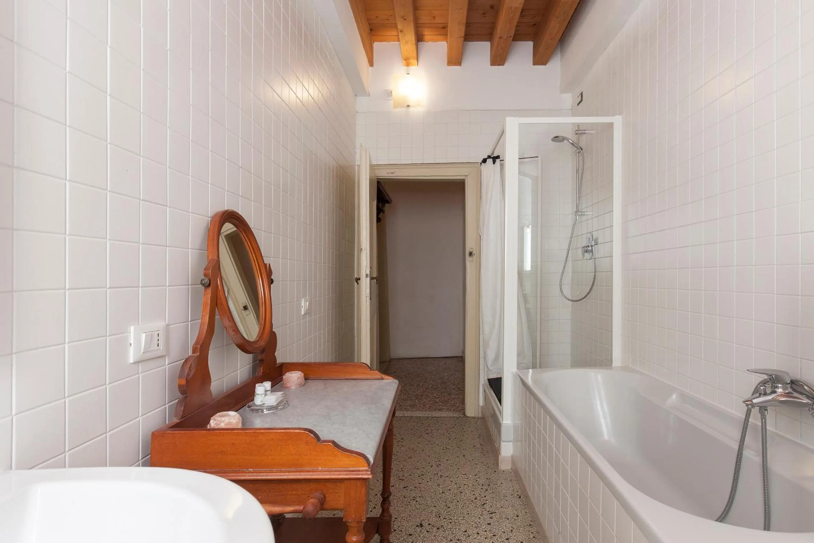 Bed in B&B Al Palazzetto