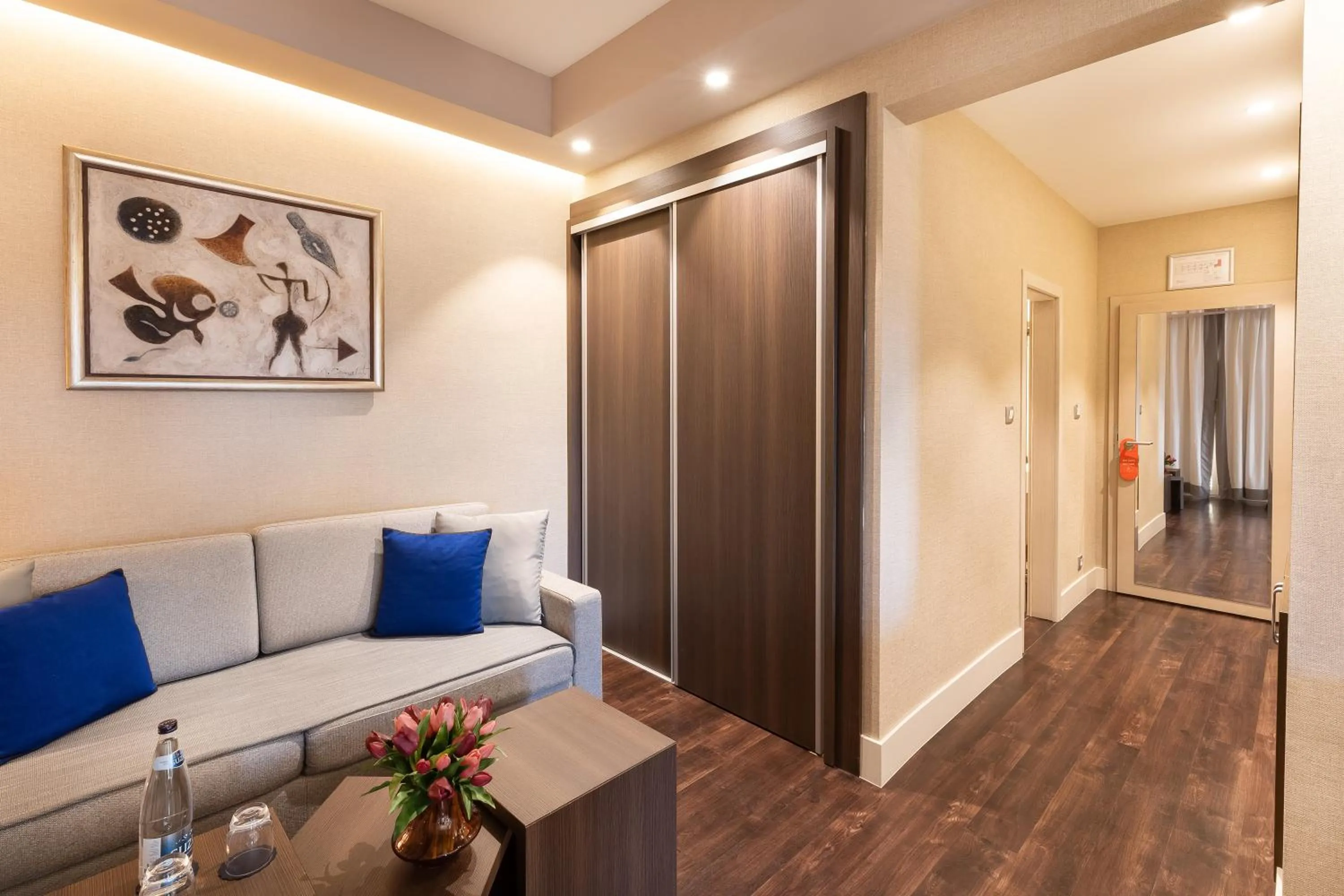 Photo of the whole room in Hotel Palma